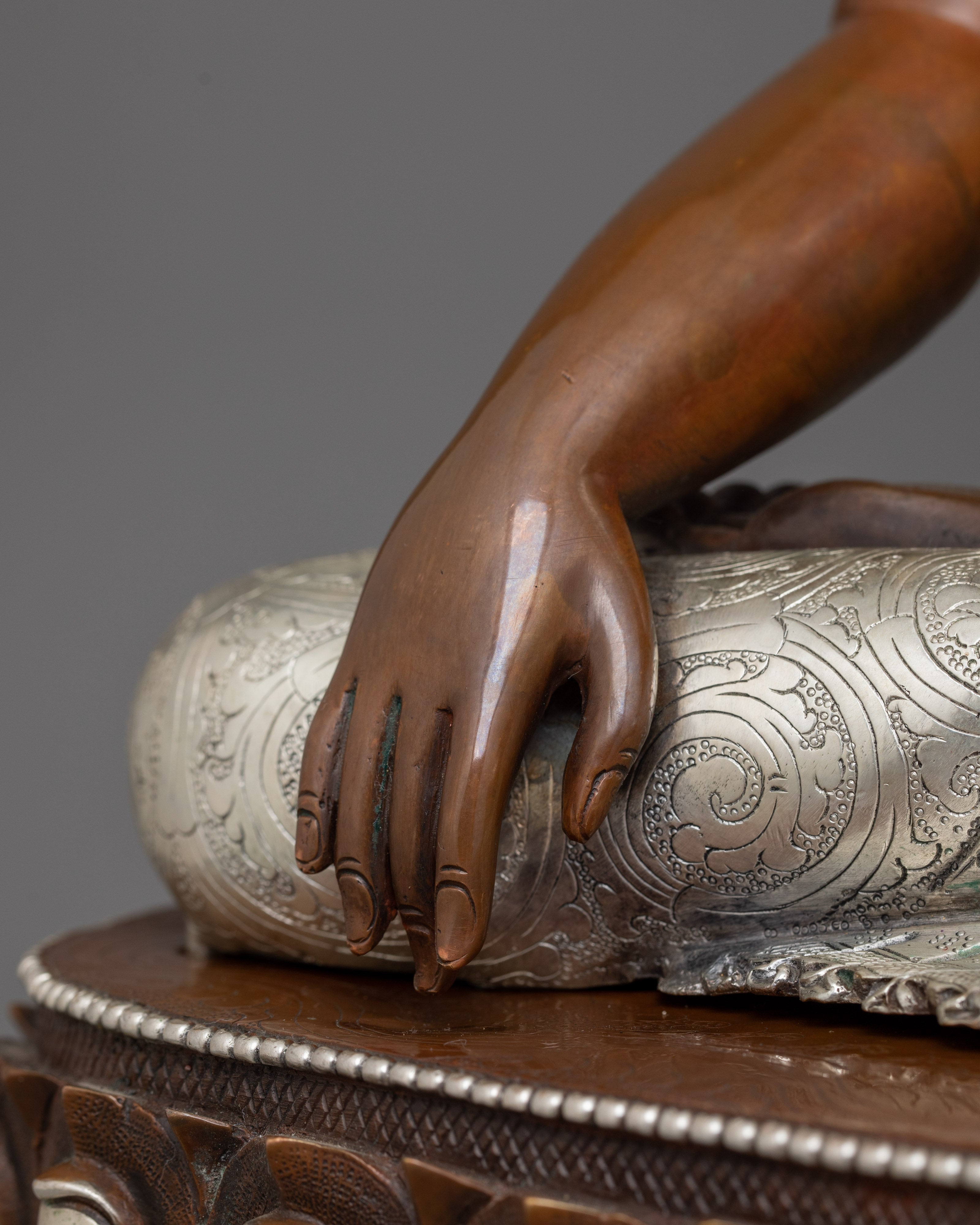 Handmade Statue of Shakyamuni Buddha with Two Disciples | The Buddha of Wisdom