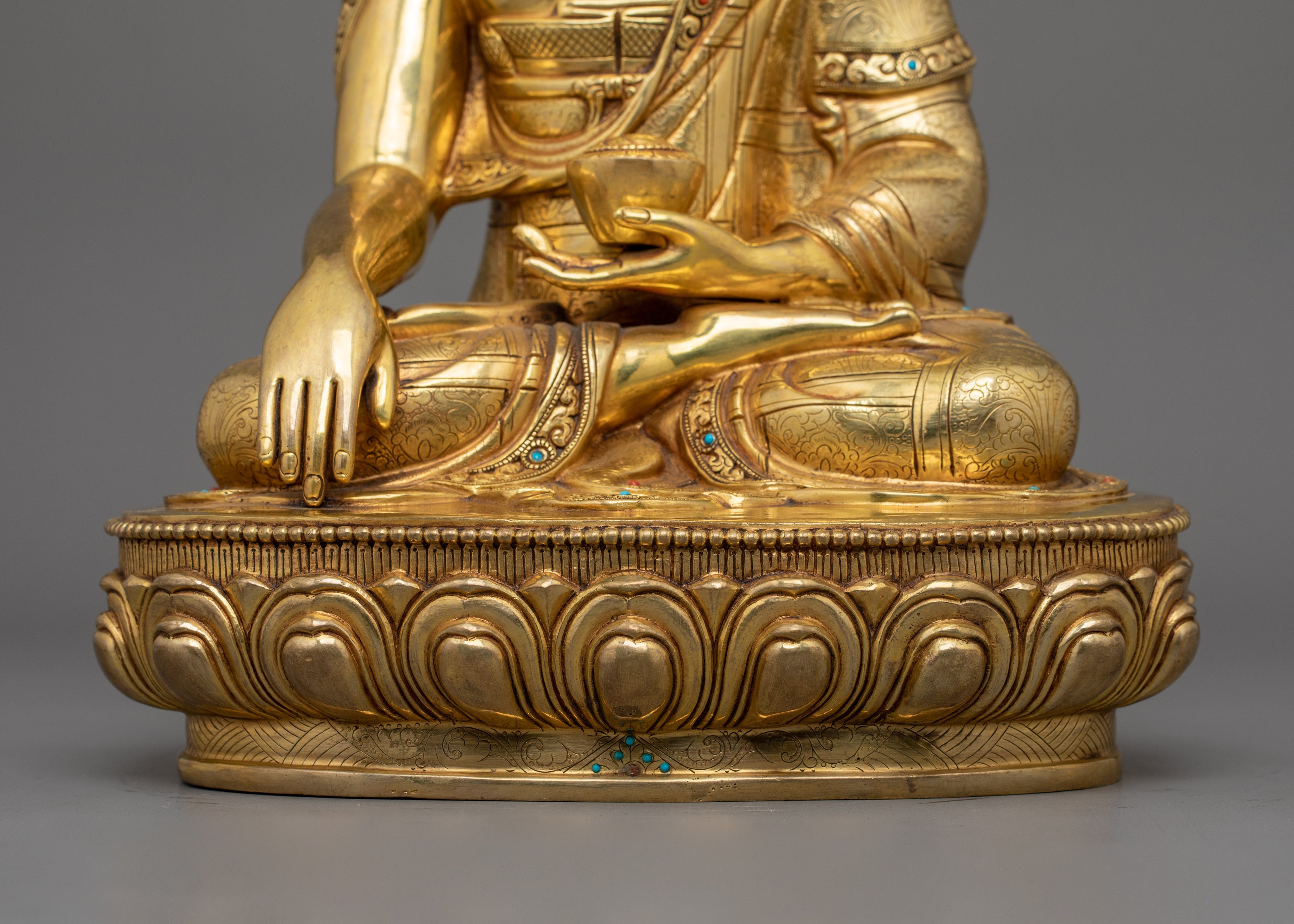 Handcrafted Figurine of Meditating Buddha Shakyamuni | The Path to Enlightenment