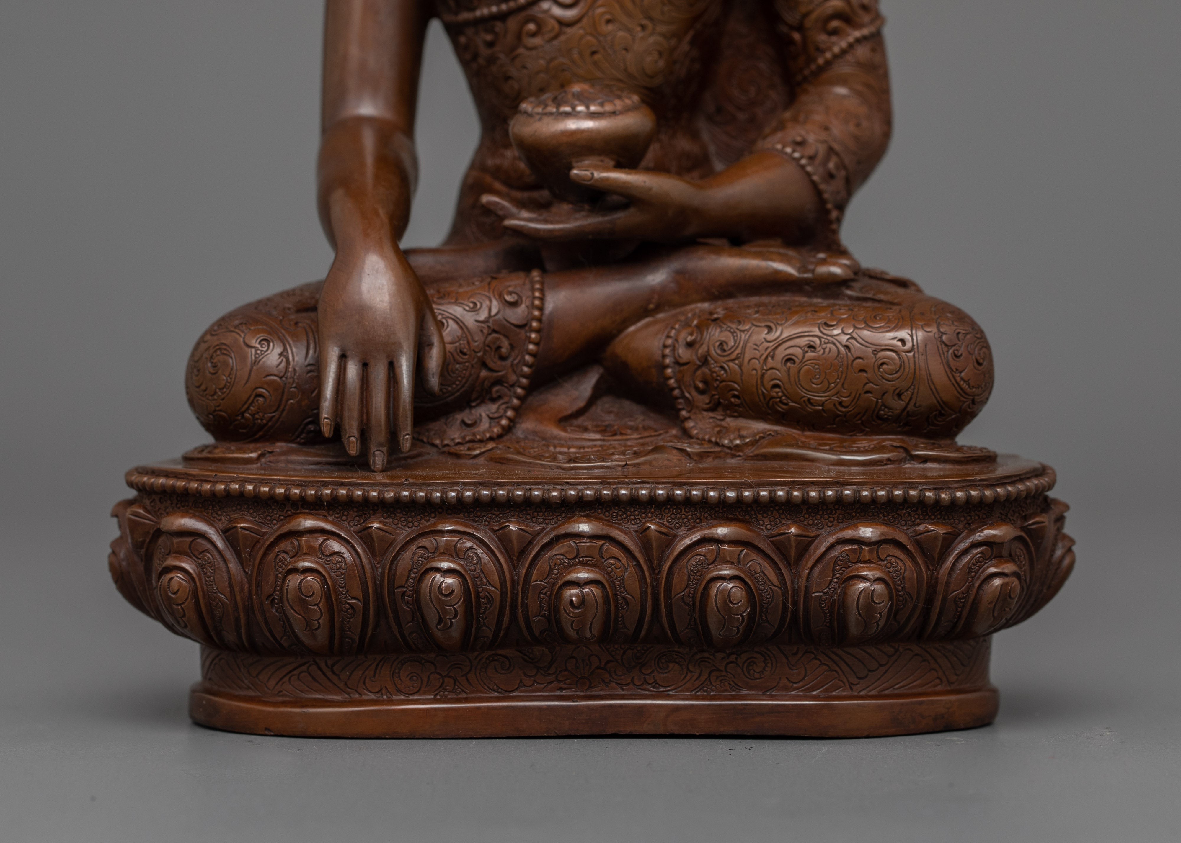 Handmade Dharma Teacher Shakyamuni Buddha | Symbol of Serenity and Enlightenment