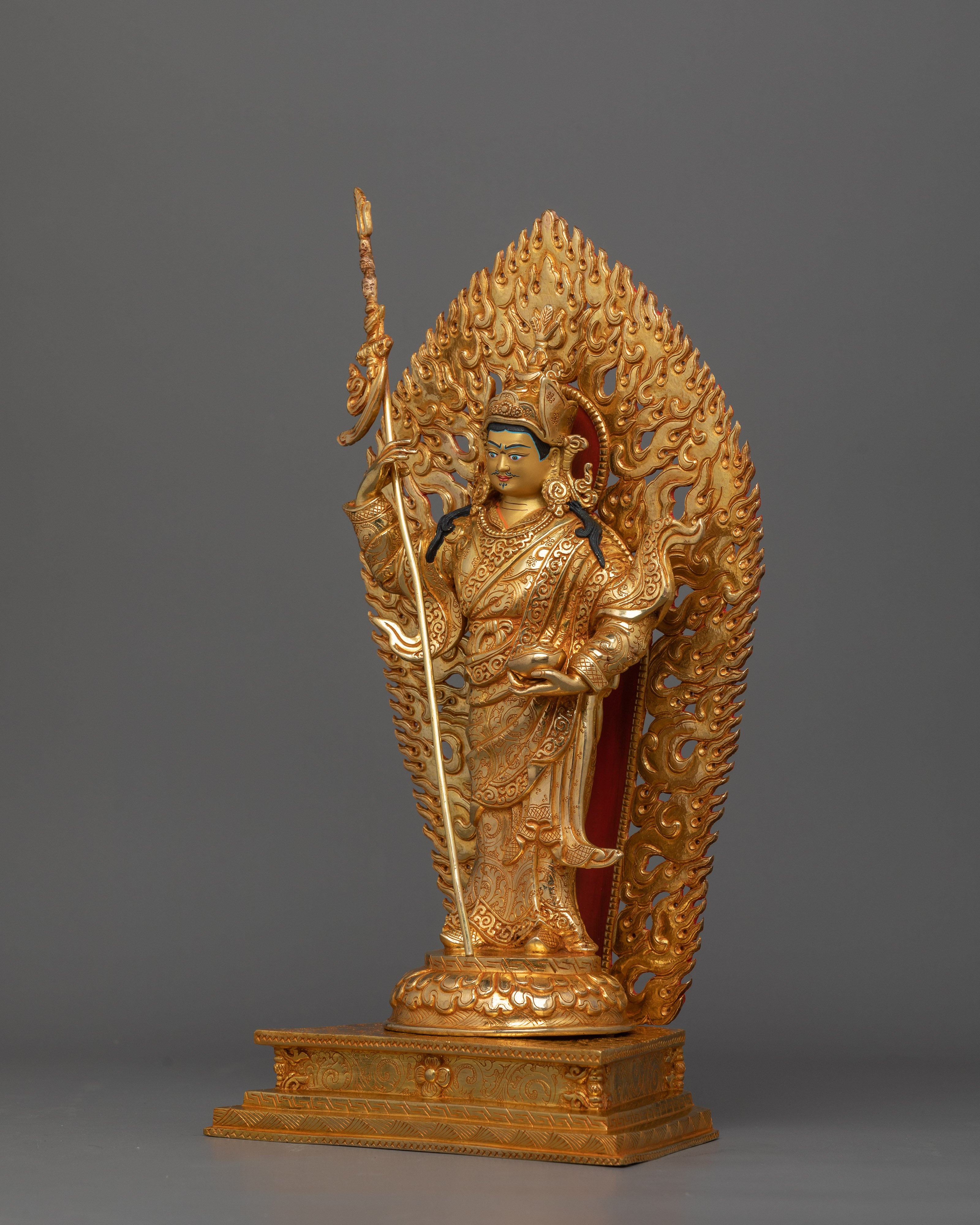 Sculpture of Standing Guru Rinpoche | The Lotus-Born Guru of the Himalayas
