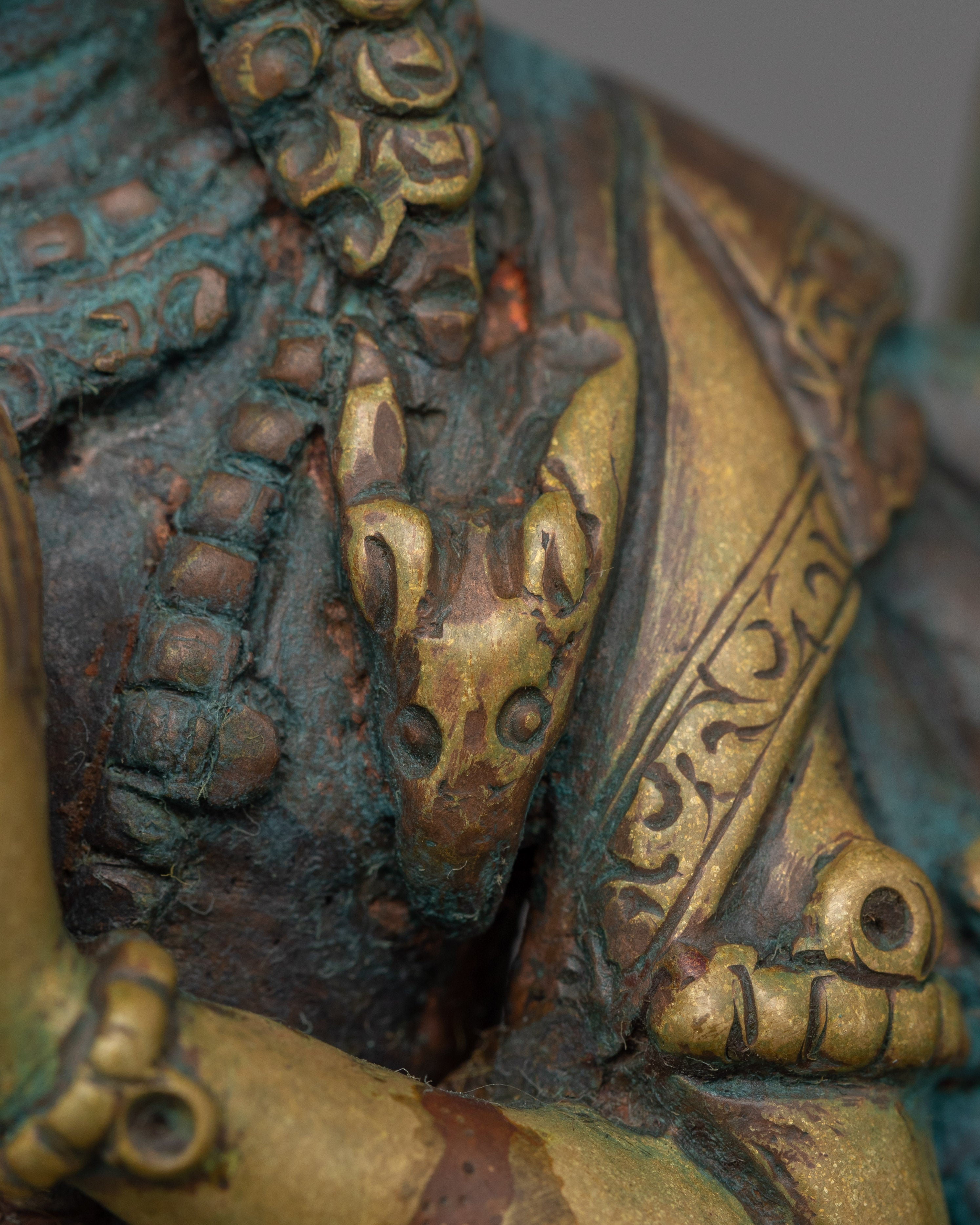 15.4 Inch 1000 Armed Chenrezig Statue | Antique Finish Sculpture