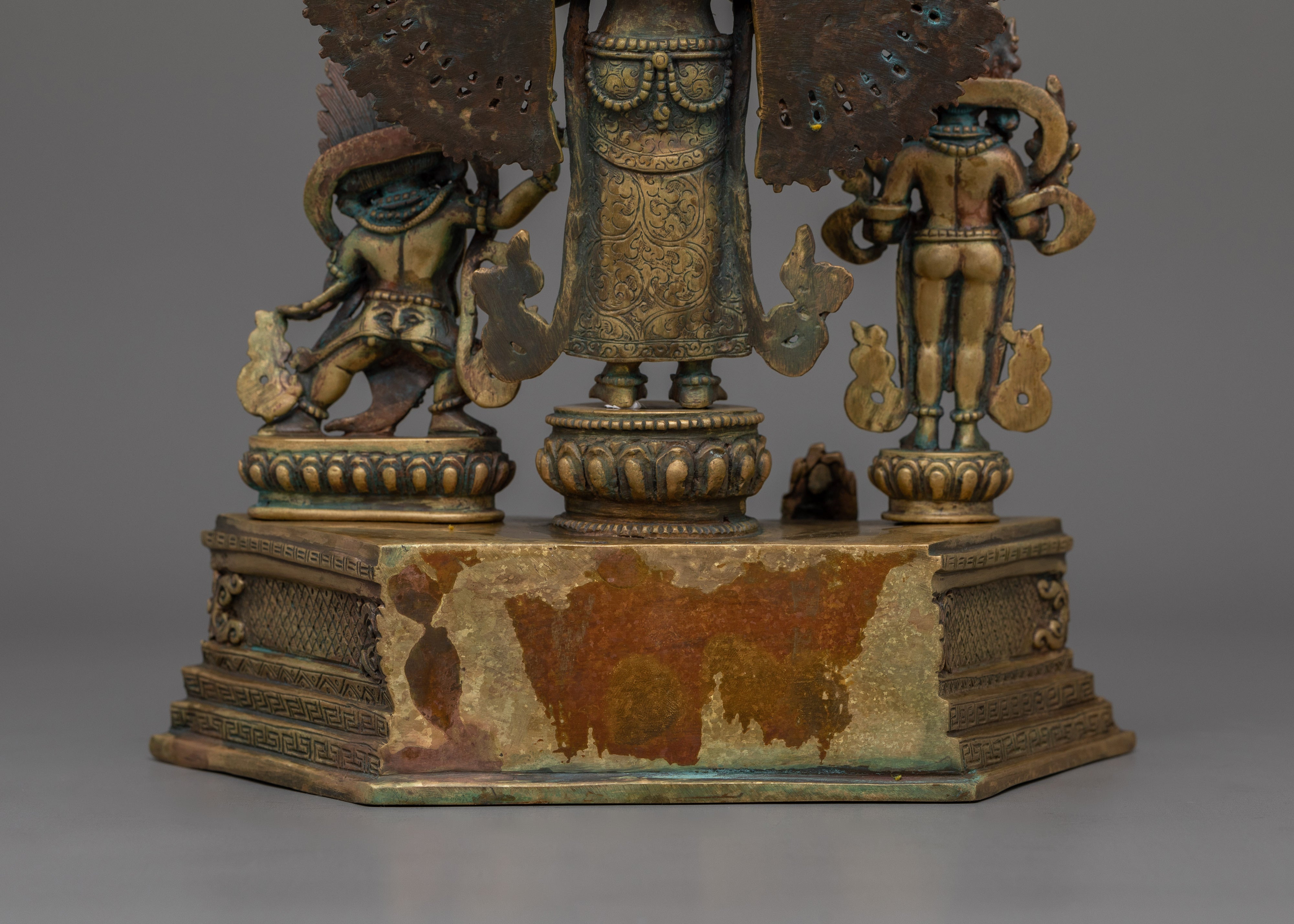 15.4 Inch 1000 Armed Chenrezig Statue | Antique Finish Sculpture