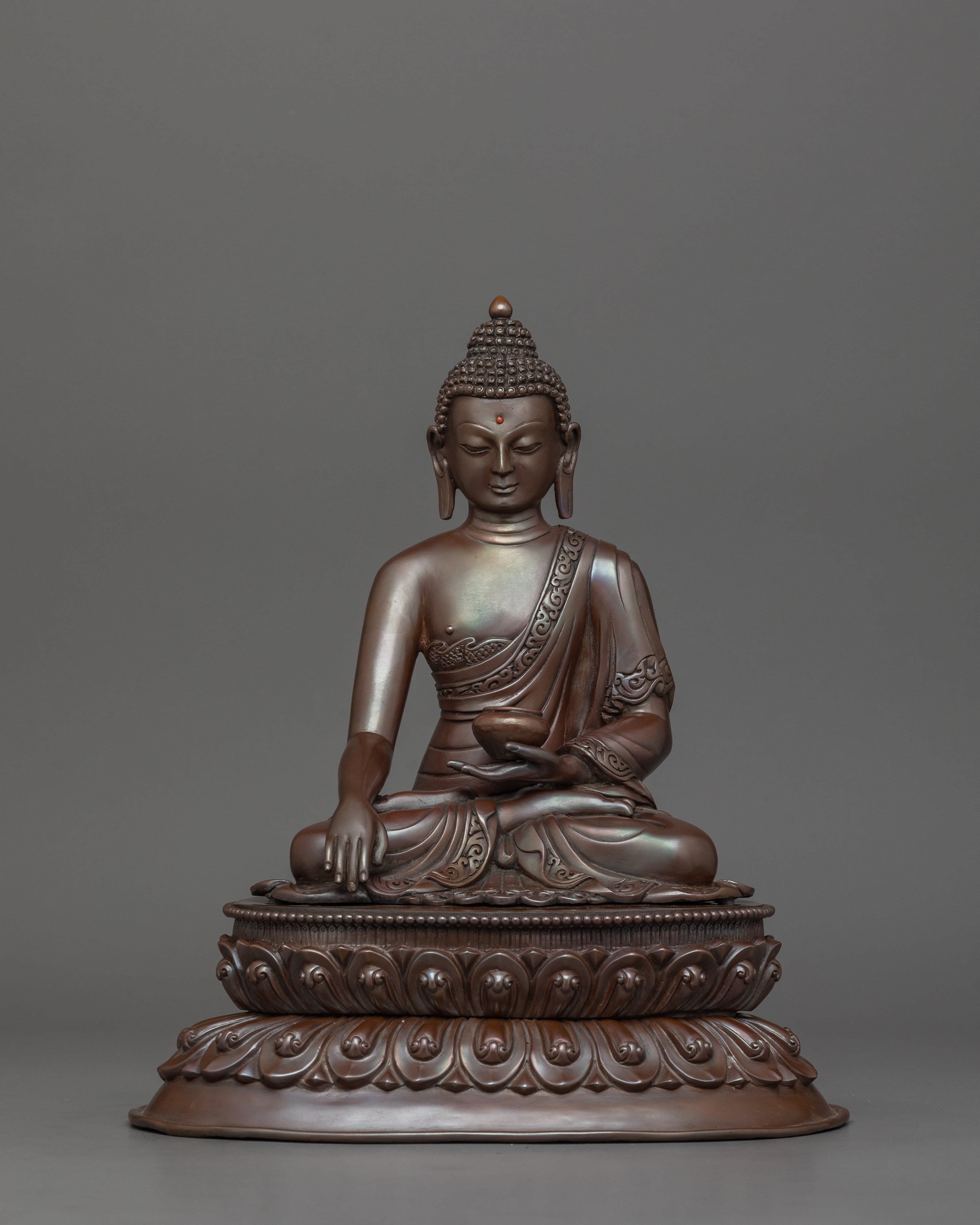 figurine-of-first-historical-buddha-shakyamuni