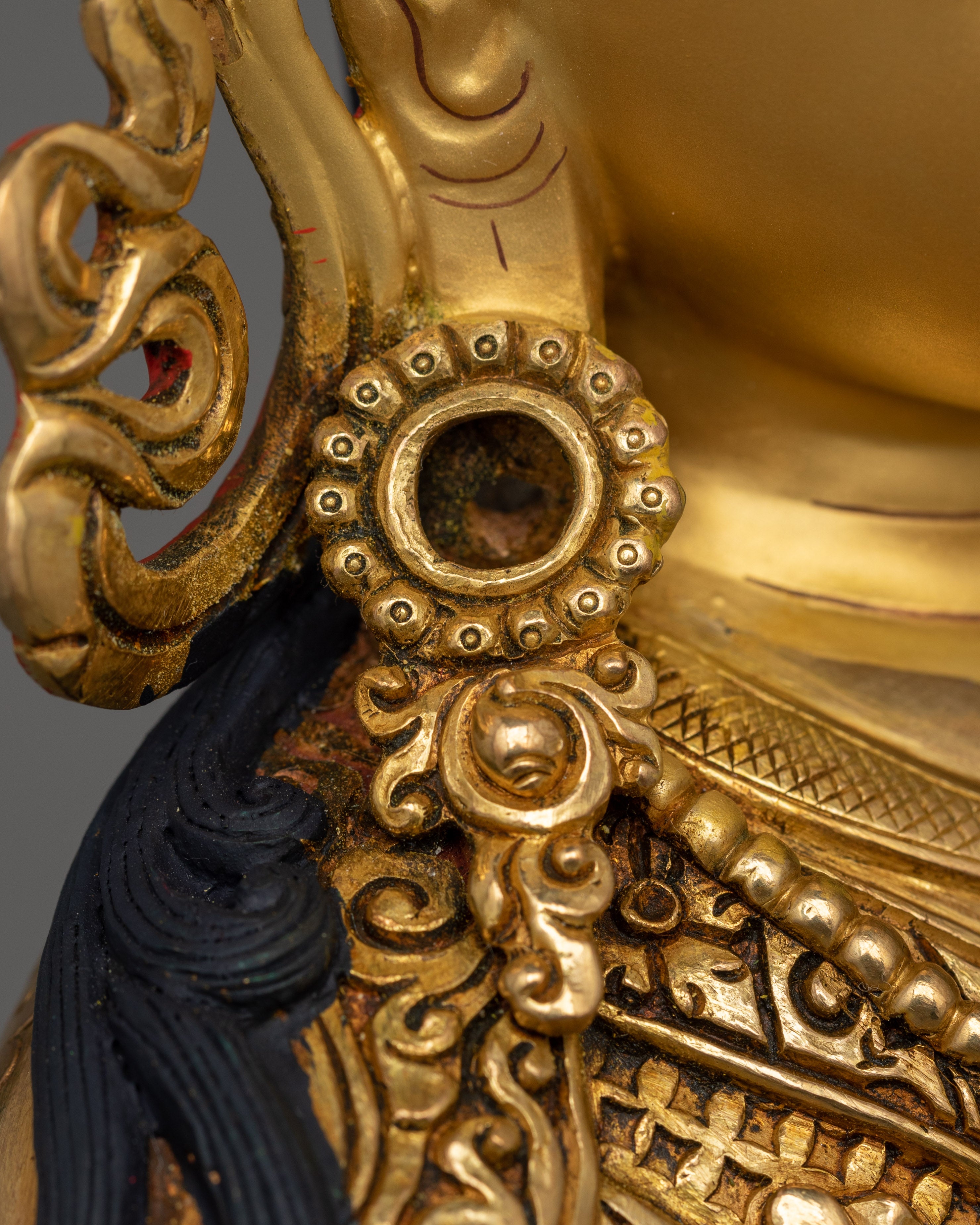 Sacred Figurine of Lord Padmasambhava | Buddha of Wisdom and Spiritual Power