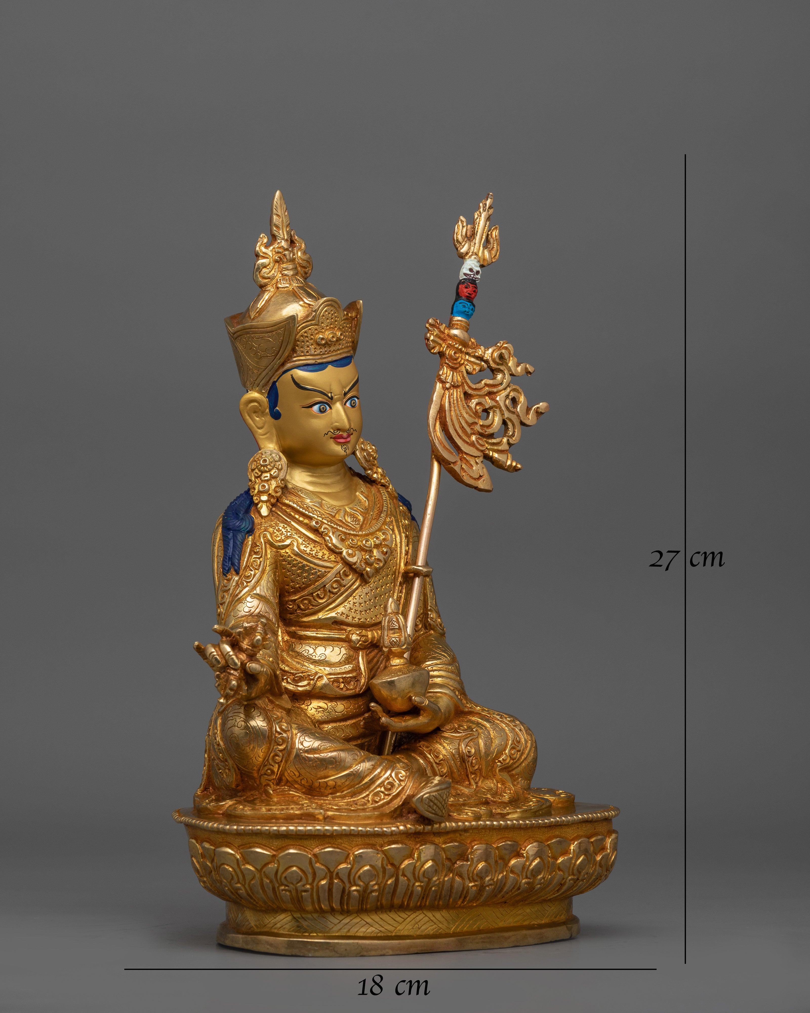handmade-sculpture-of-lotus-born-master-guru-rinpoche