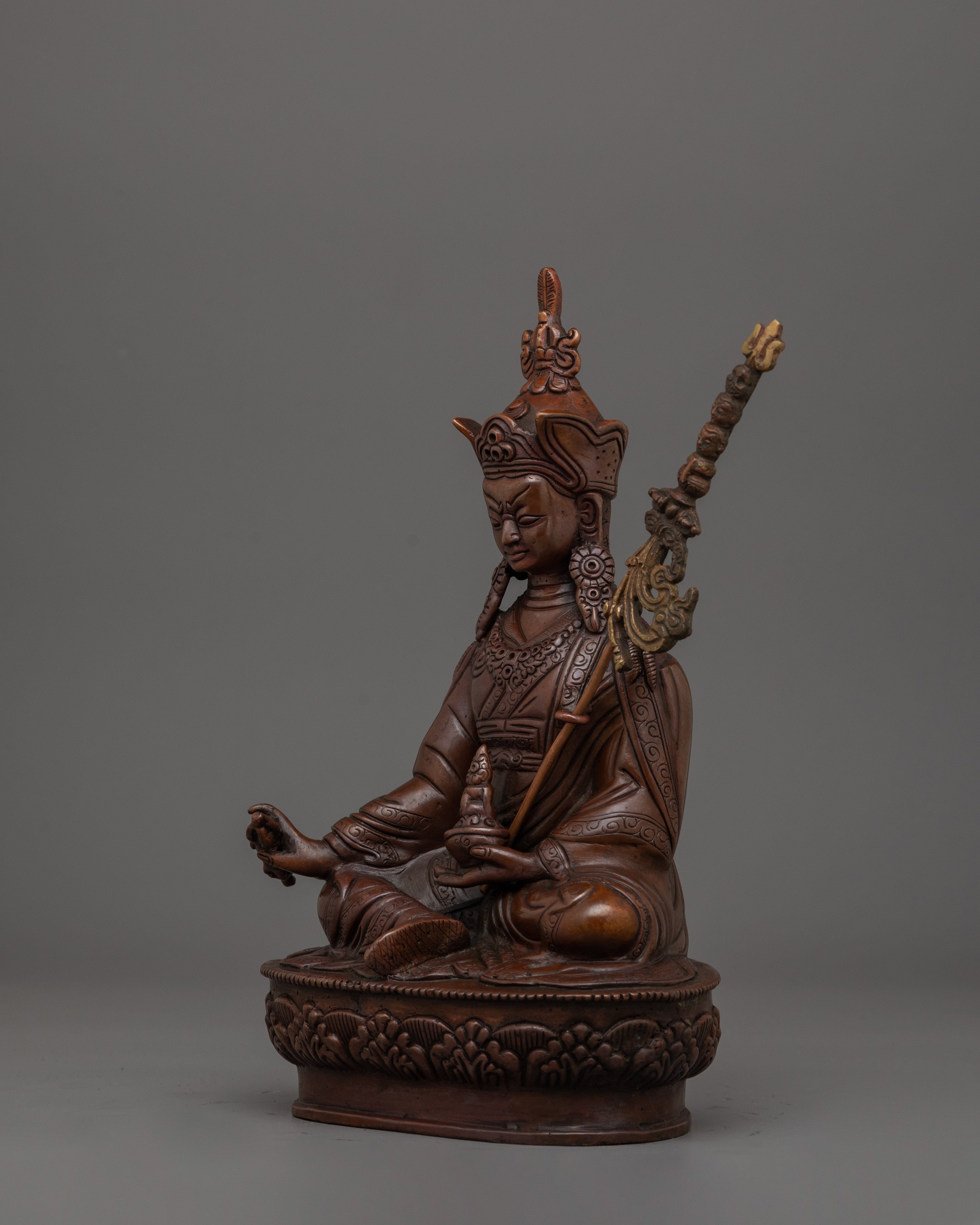 The Lotus Born Master of Tibetan Buddhism Guru Rinpoche | Spiritual and Religious Deity