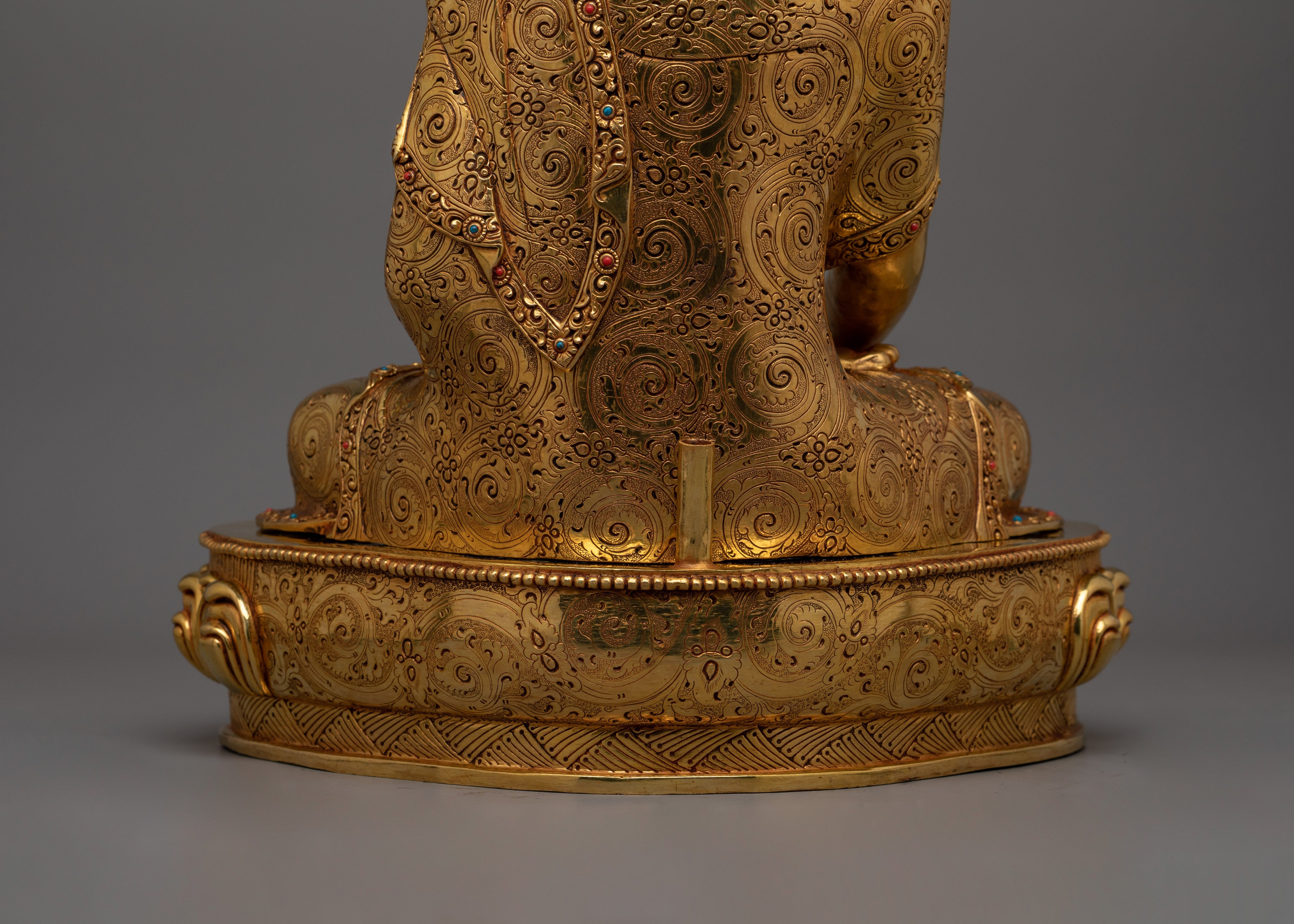 Handcrafted Shakyamuni Buddha with Beautiful Halo | Statue for Decor