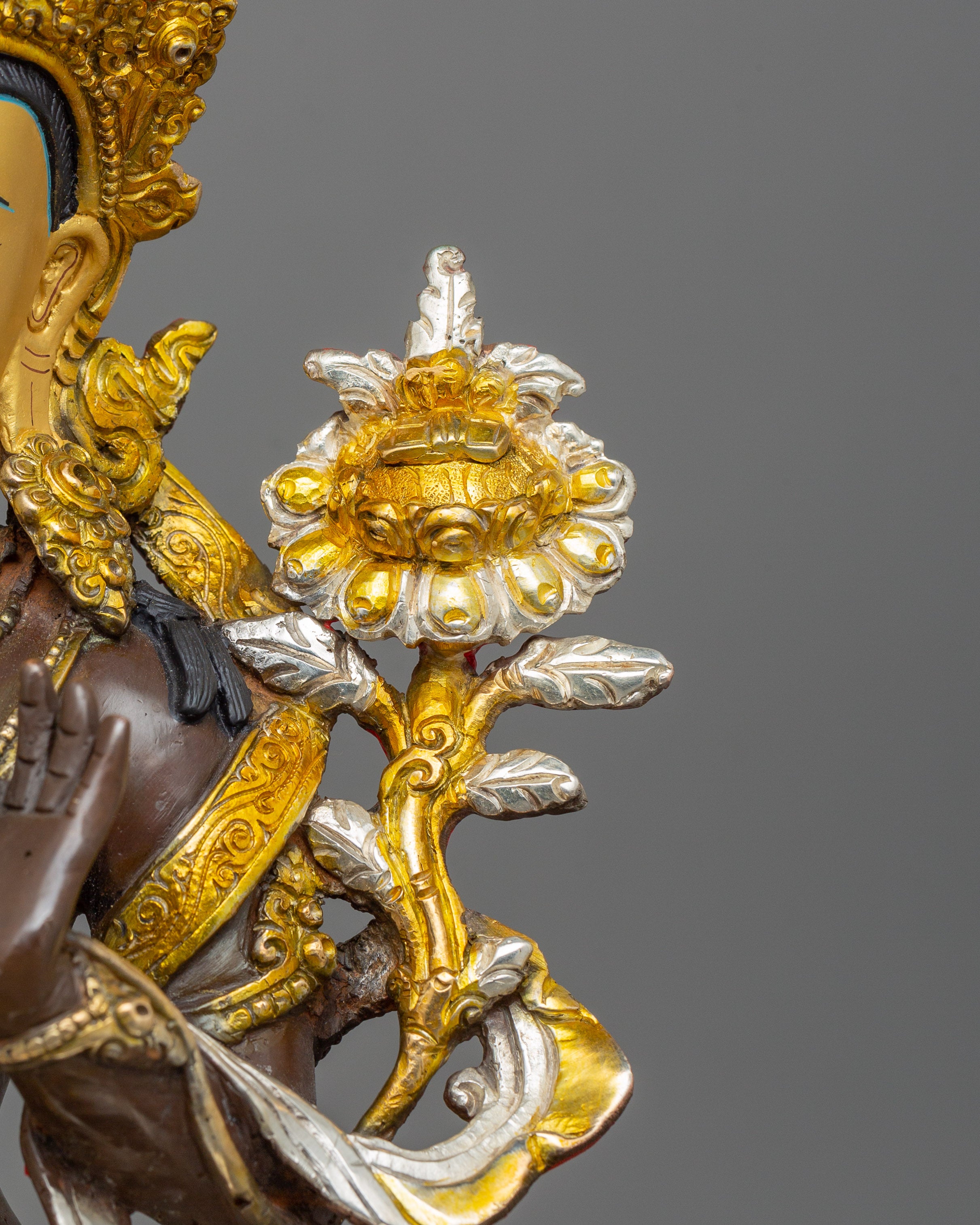 The Noble Mahanaya Buddhist Manjushri Sculpture | The Bodhisattva of Enlightenment