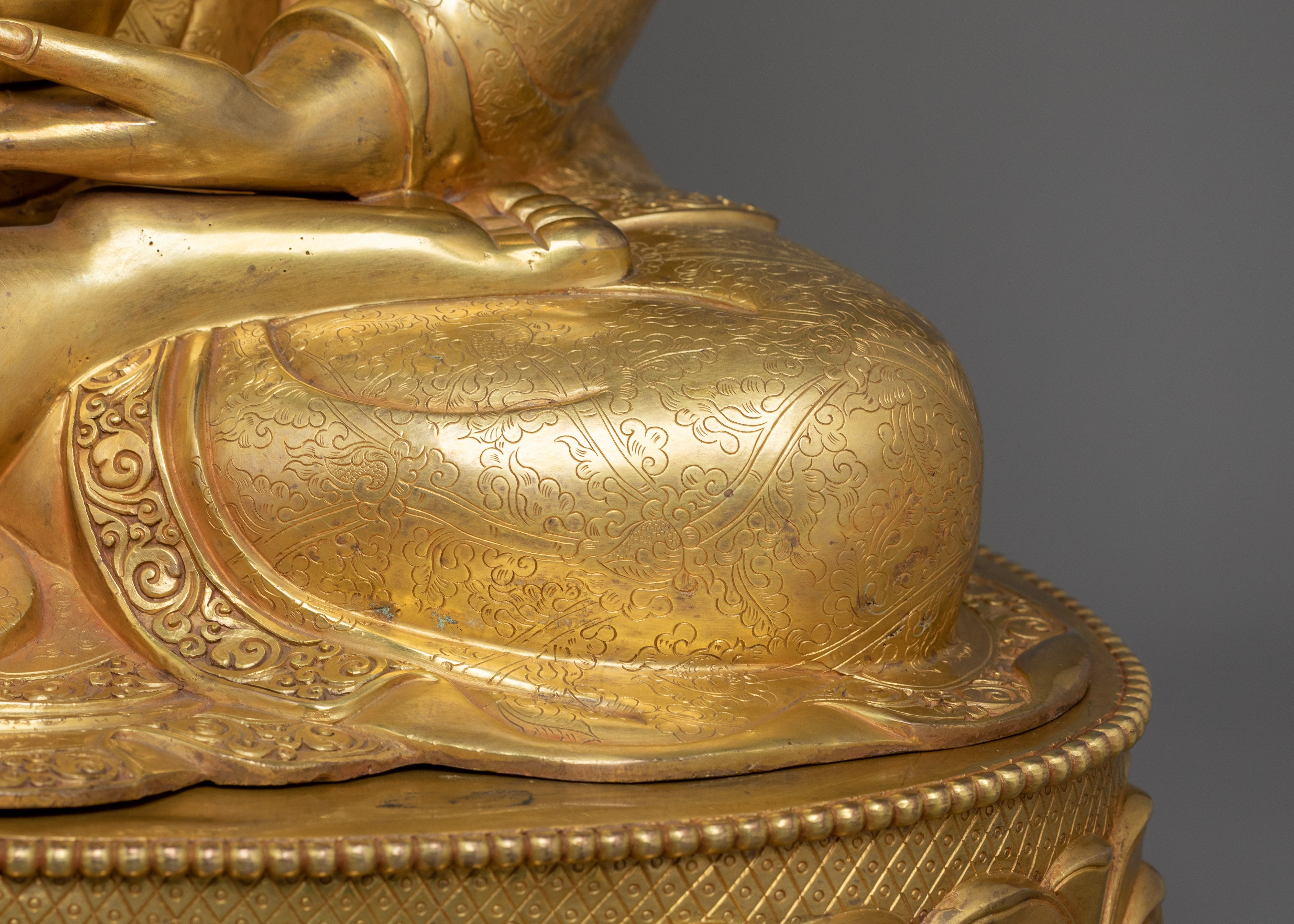 Statue of Lord Shakyamuni Buddha | The Great Compassionate Teacher