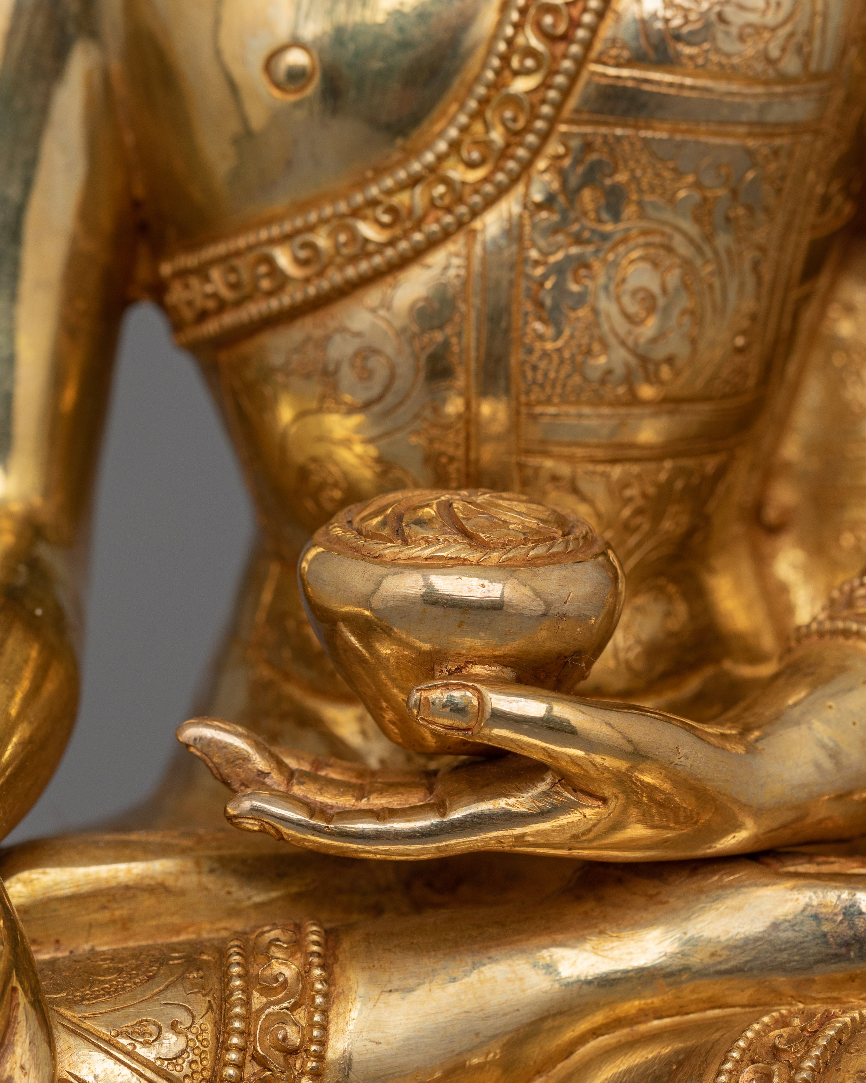 The World Honored One Shakyamuni Buddha | The Enlightened One
