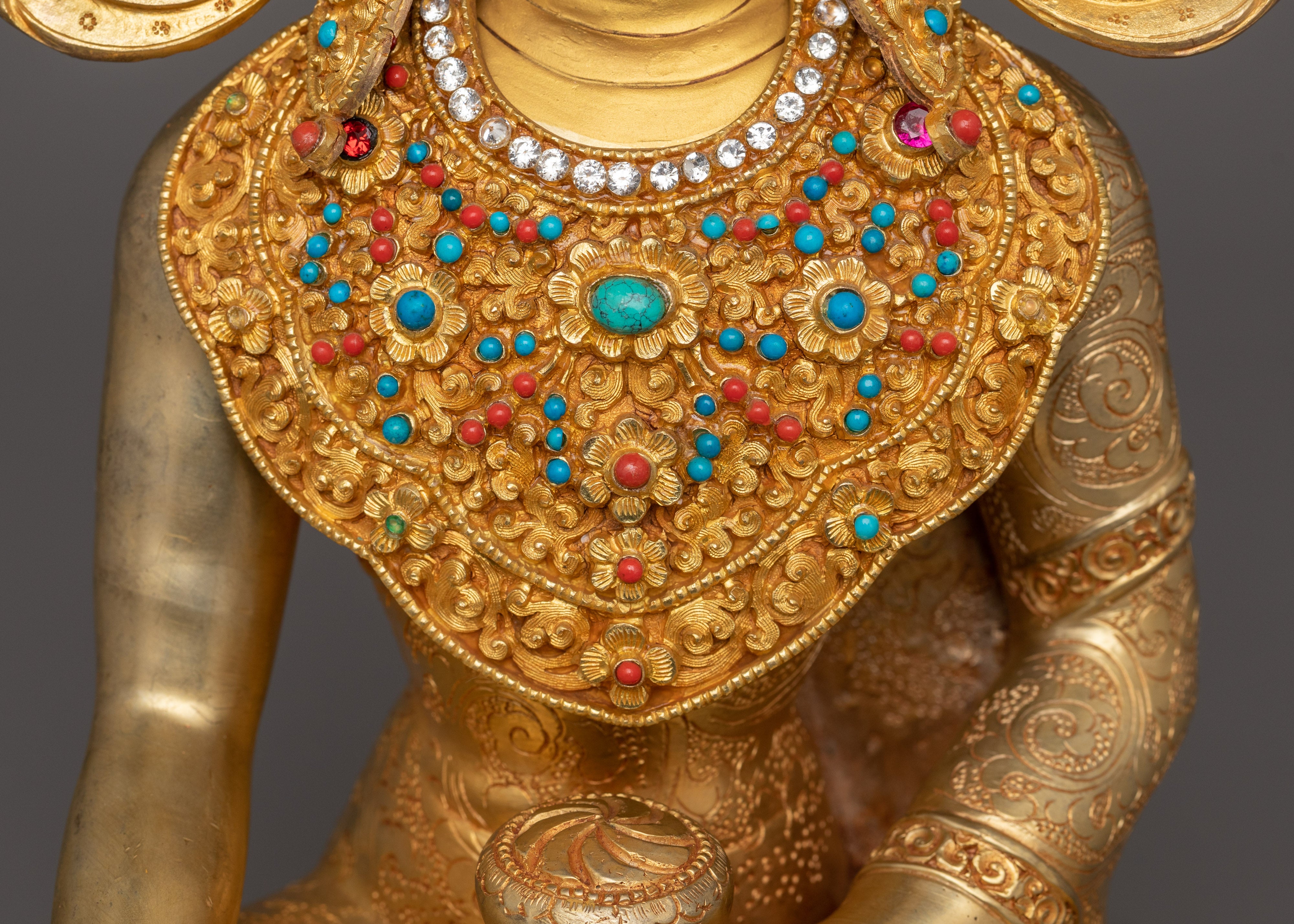 Handmade Statue Of Royal Buddha Crown Shakyamuni | An Artistic and Spiritual Legacy