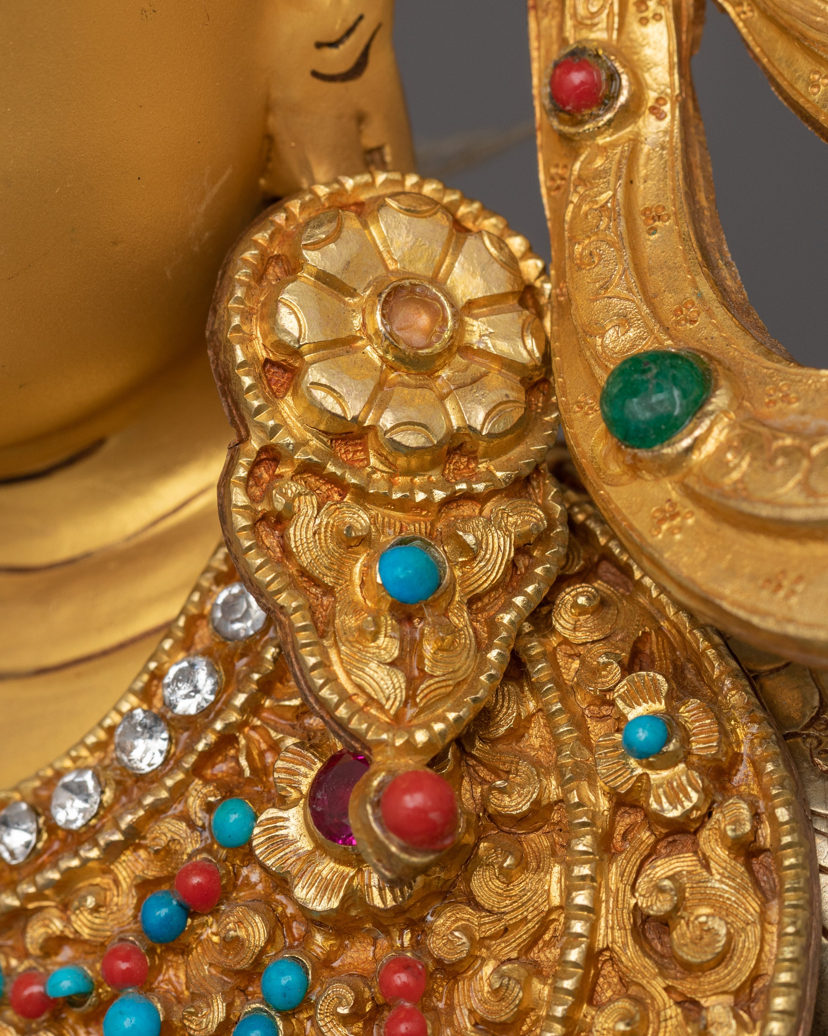 Handmade Statue Of Royal Buddha Crown Shakyamuni | An Artistic and Spiritual Legacy