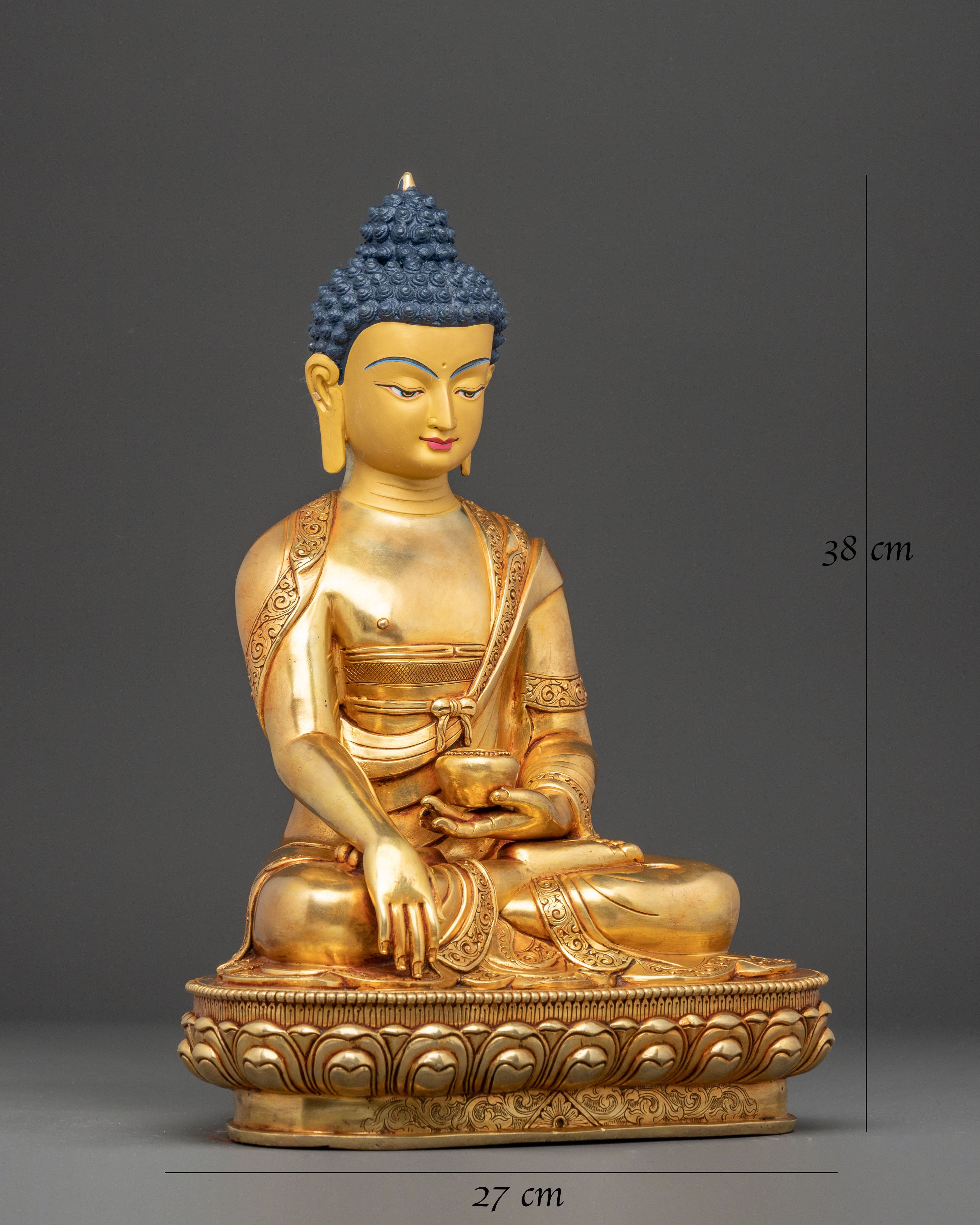 Handmade Radiant Sculpture of Buddha Shakyamuni