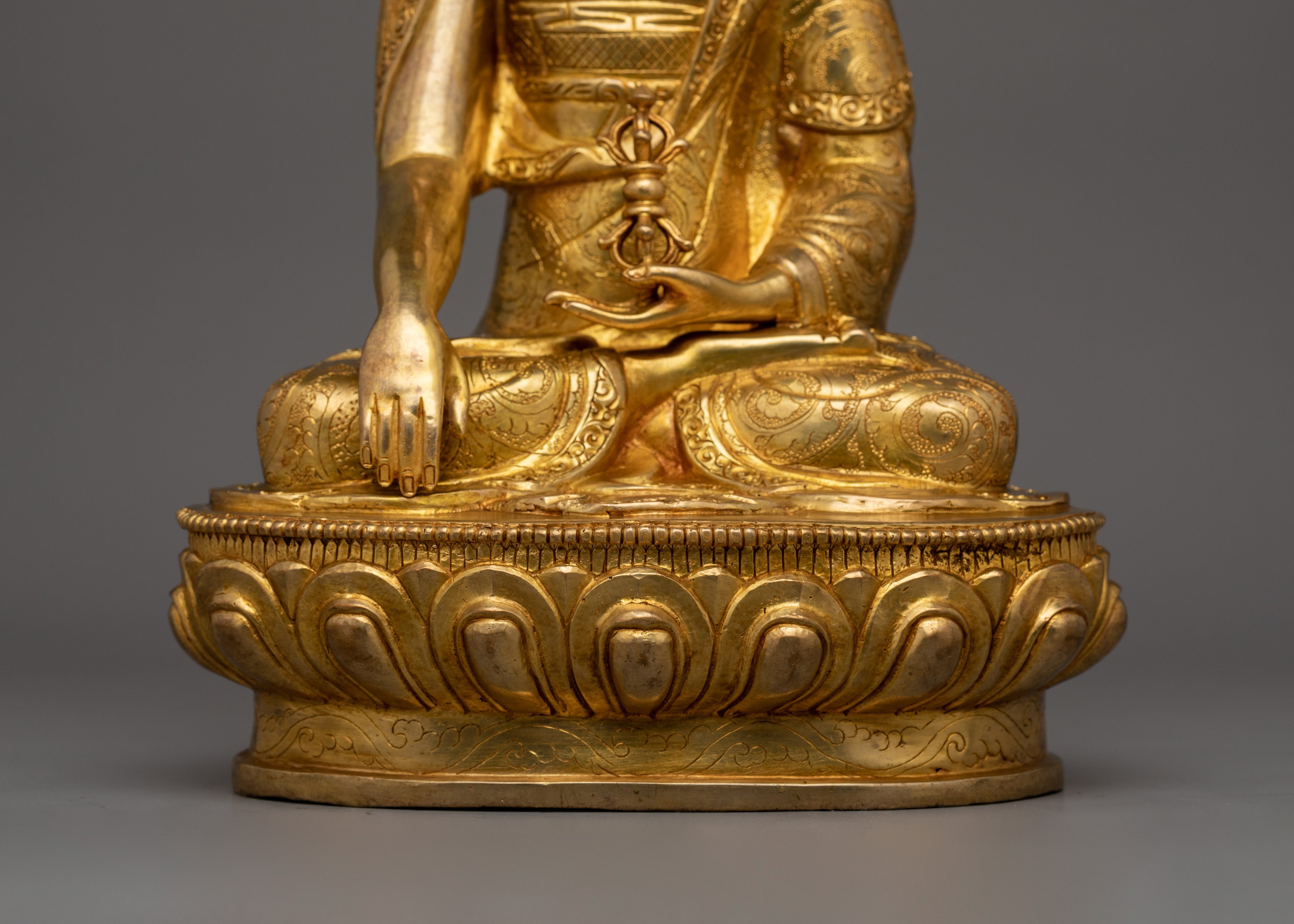 Tibetan Buddha Mitrupa Statue | The Embodiment of Mahamudra