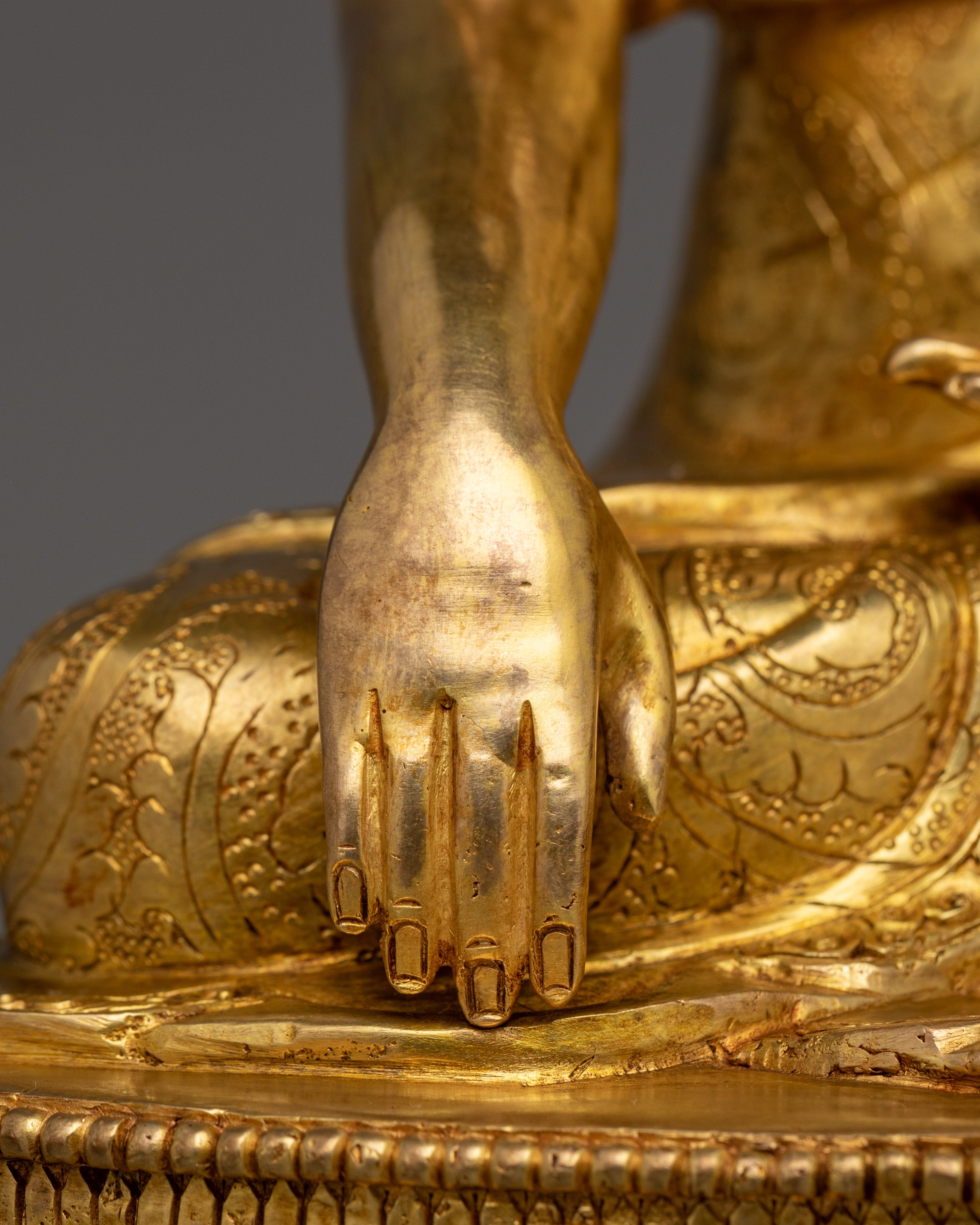 Tibetan Buddha Mitrupa Statue | The Embodiment of Mahamudra