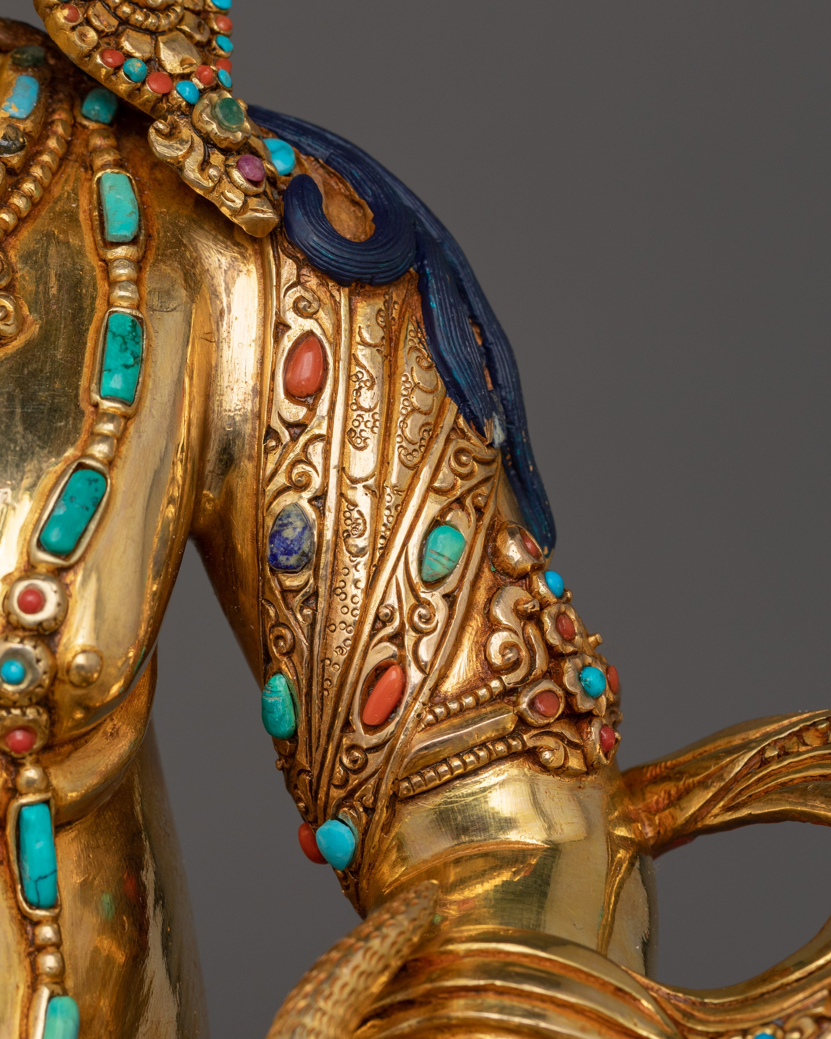 Handcrafted Statue of Wealth Deity Dzambhala | The Buddhist God of Fortune