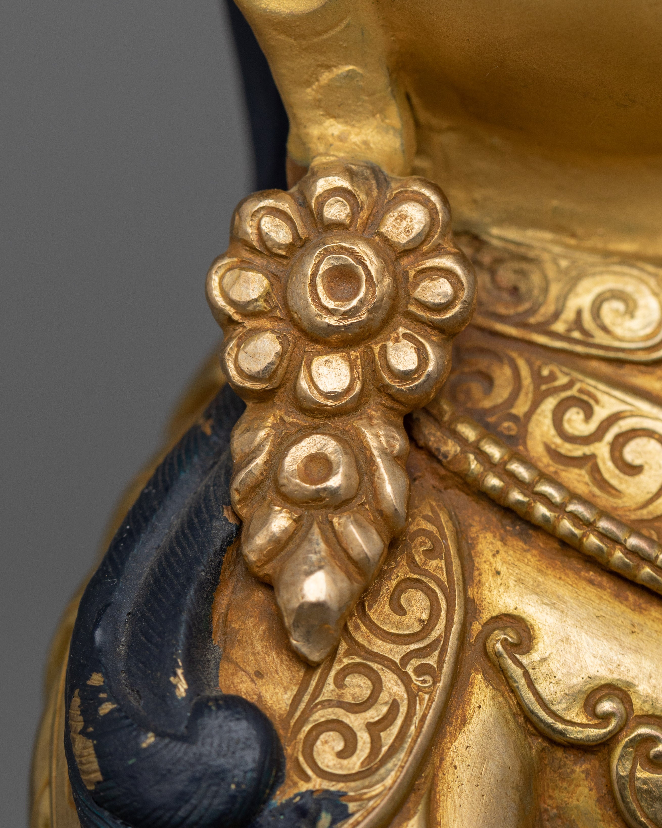 Himalayan Sculpture of Spiritual Awakening Guru Rinpoche | The Guru of Wisdom