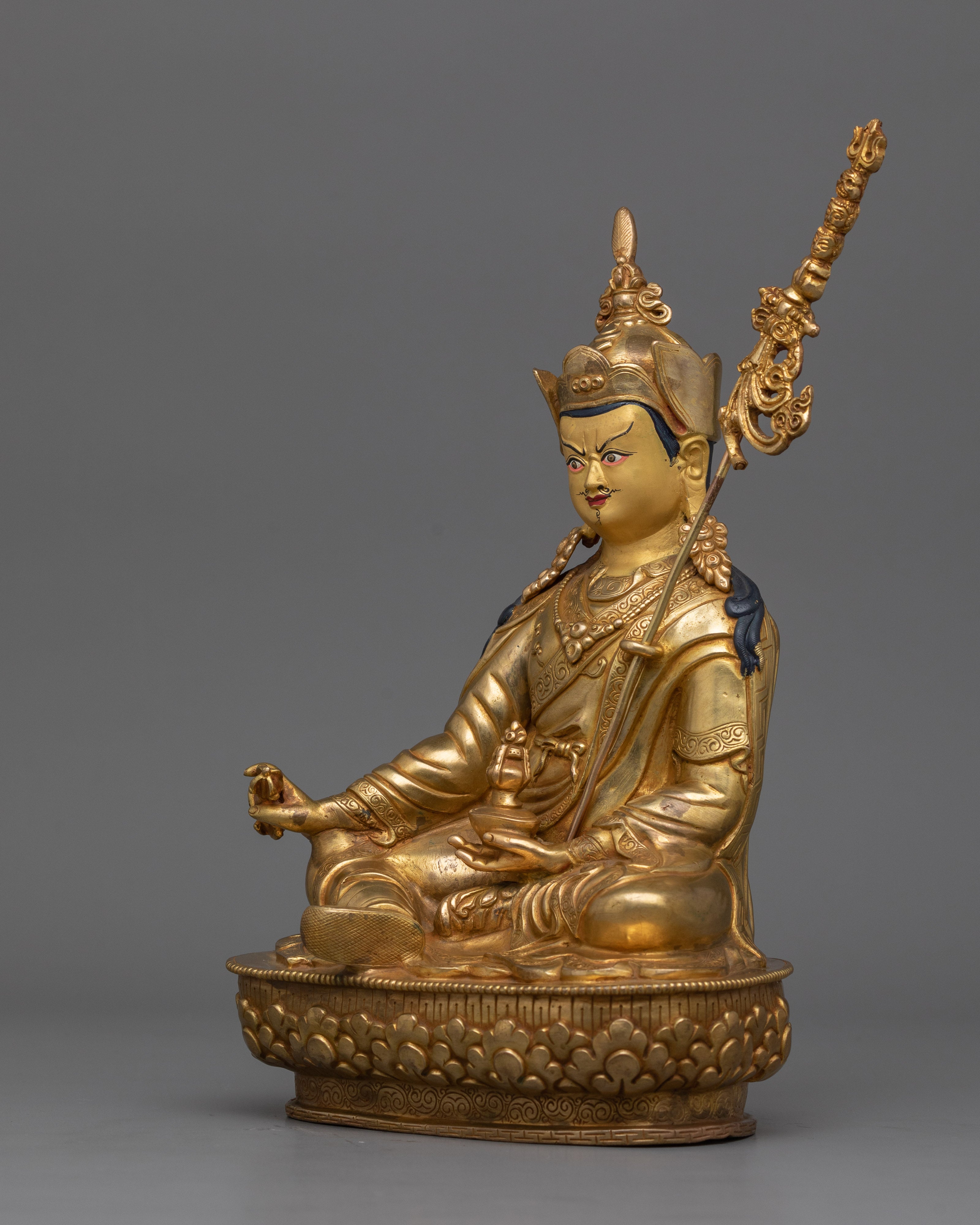 Himalayan Sculpture of Spiritual Awakening Guru Rinpoche | The Guru of Wisdom