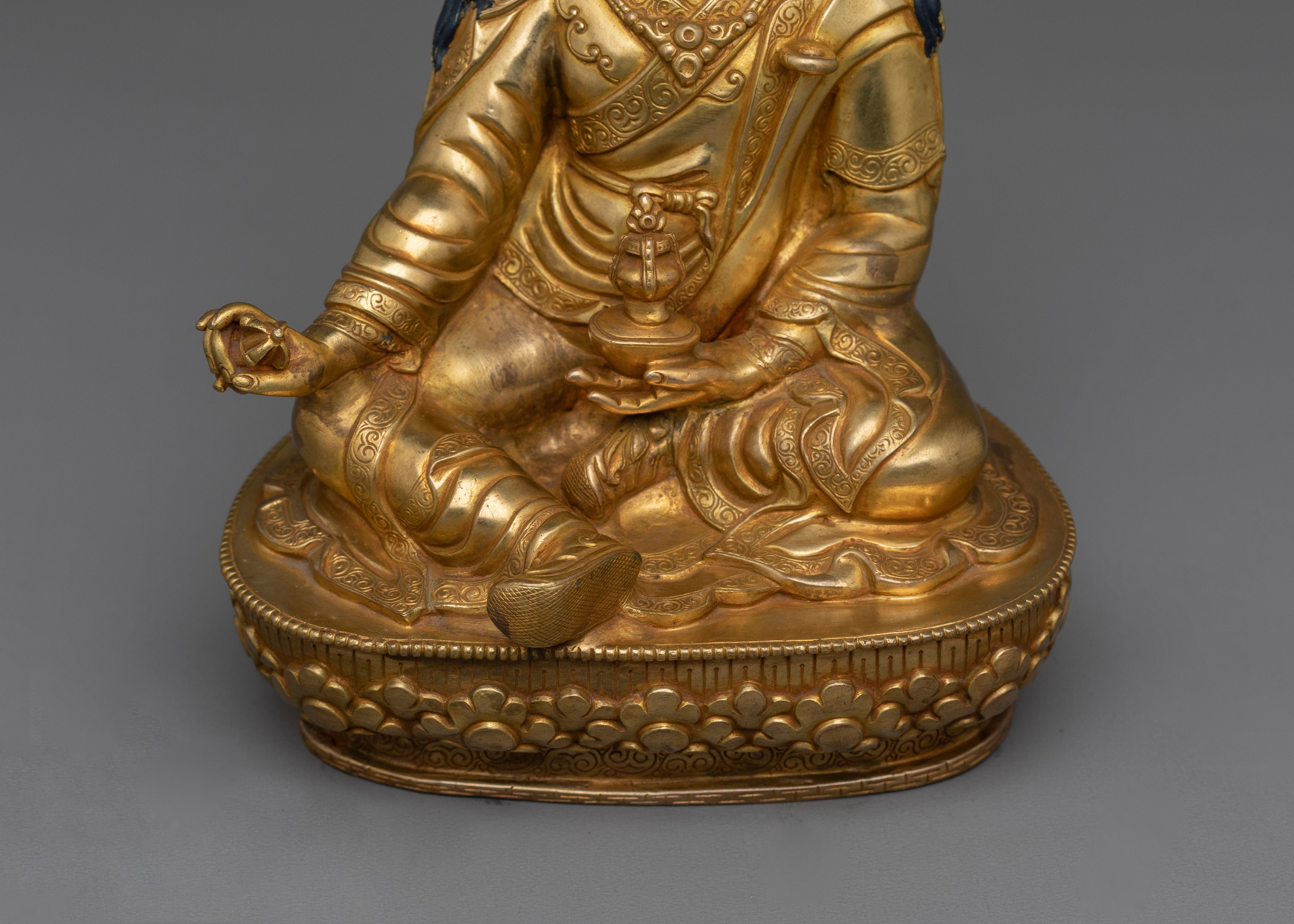Himalayan Sculpture of Spiritual Awakening Guru Rinpoche | The Guru of Wisdom