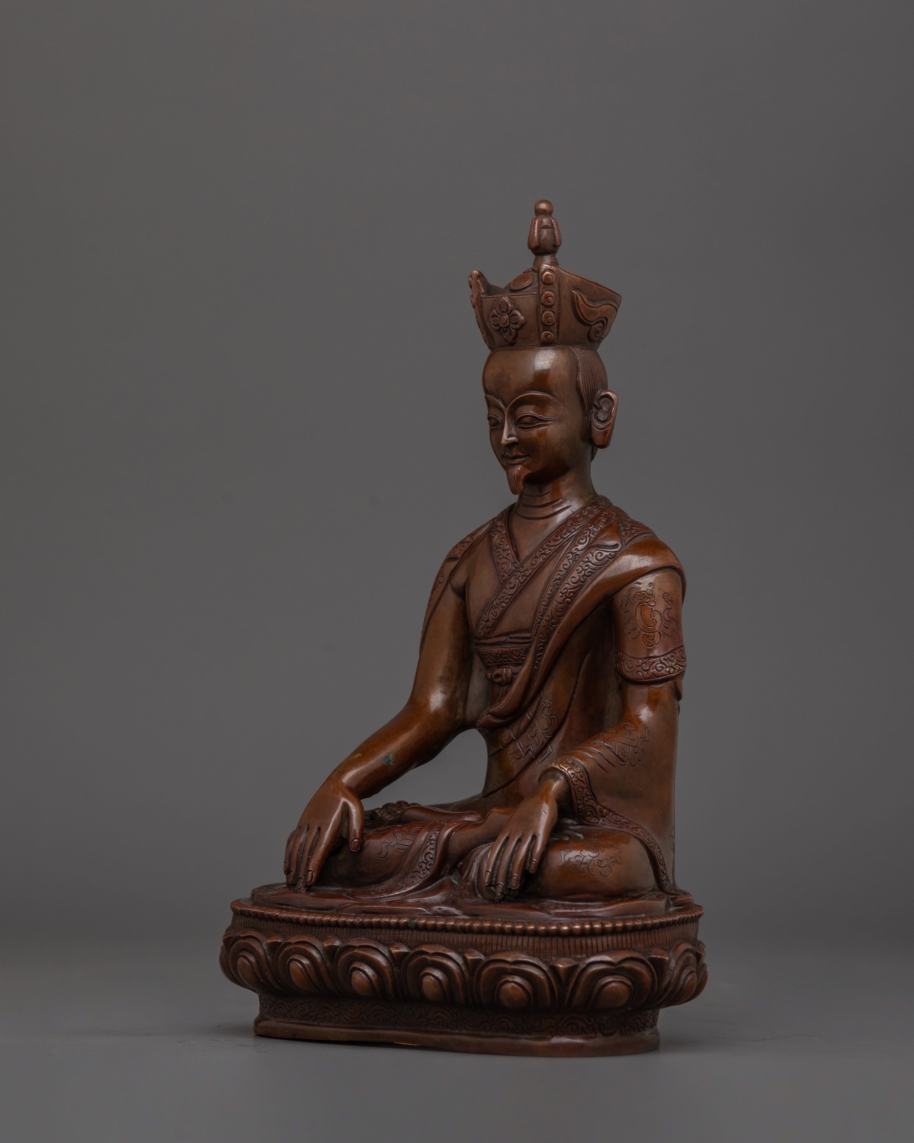 Handmade Sculpture of Tibetan Master Karmapa | Buddhist Master Statue