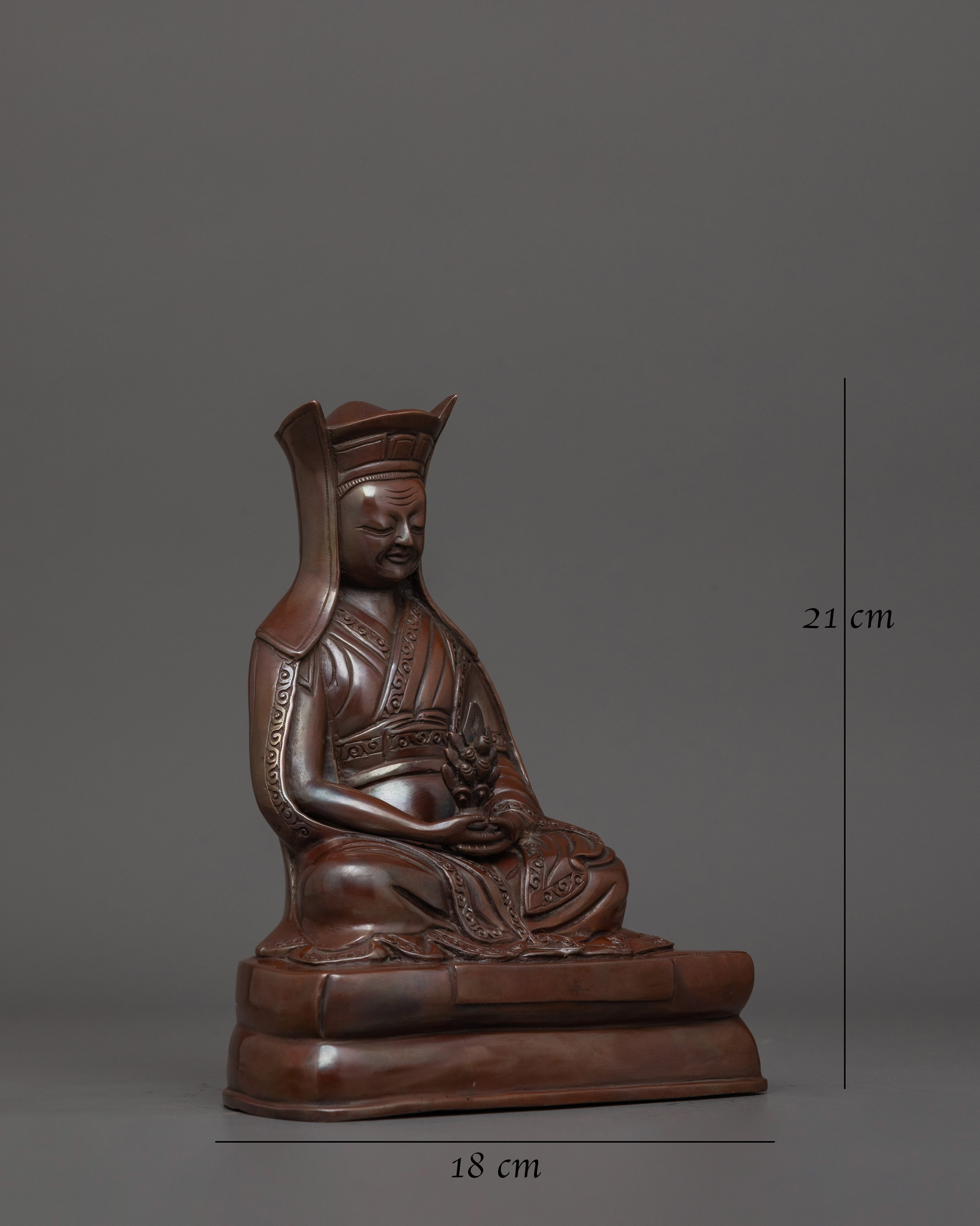 handmade-statue-of-gampopa