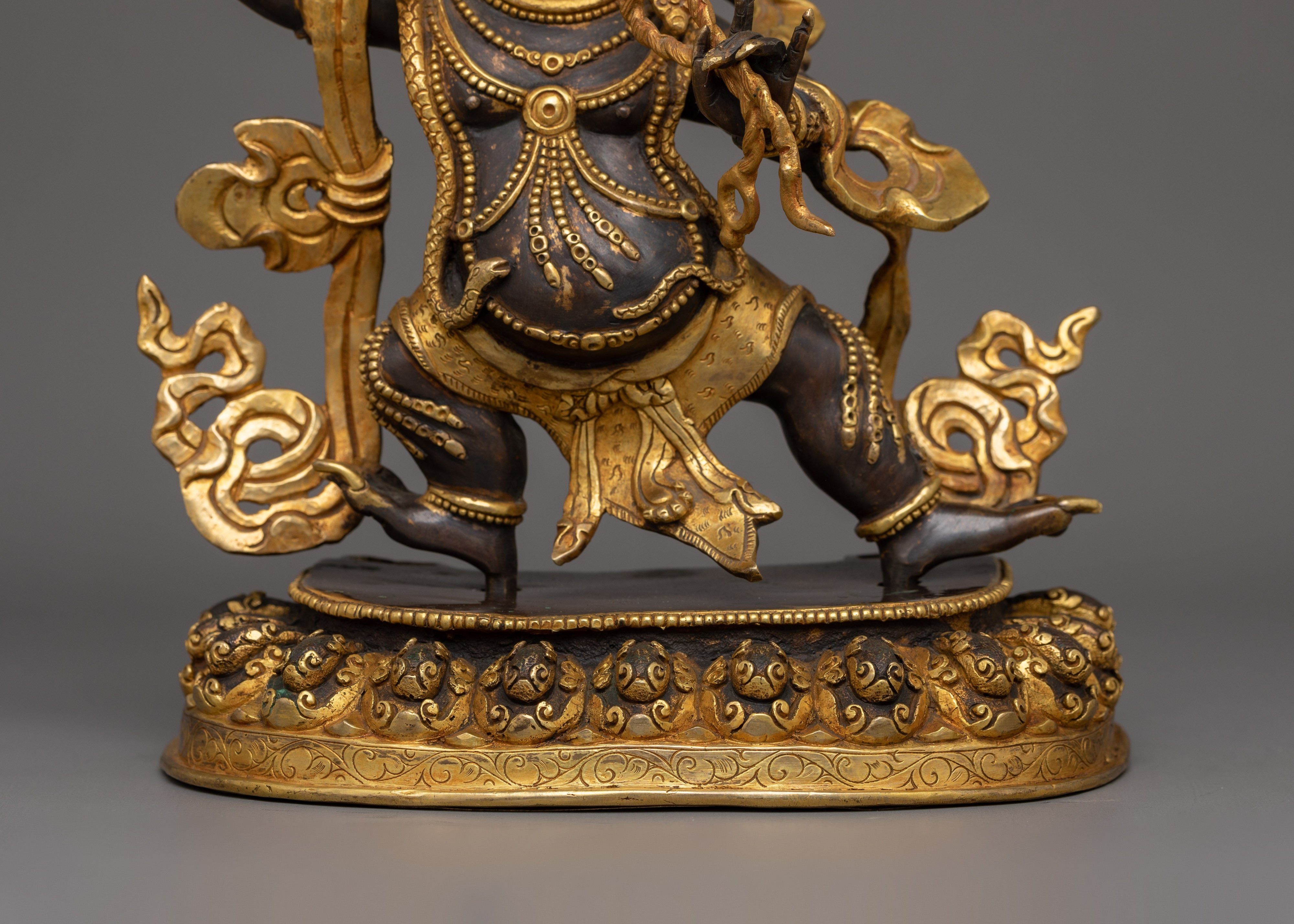 Traditional Statue of Vajrapani | The Thunderbolt Protector of Buddhism