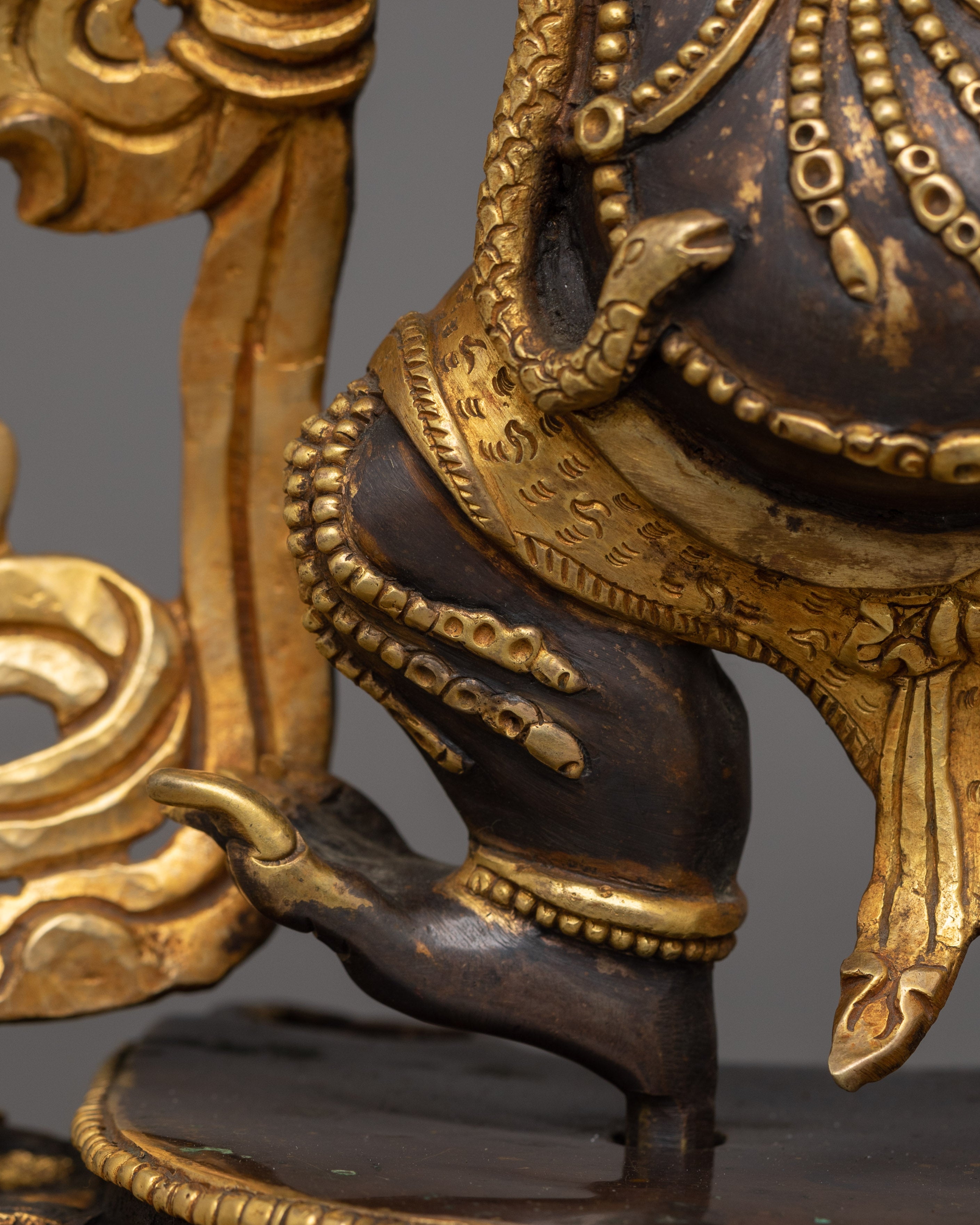 Traditional Statue of Vajrapani | The Thunderbolt Protector of Buddhism