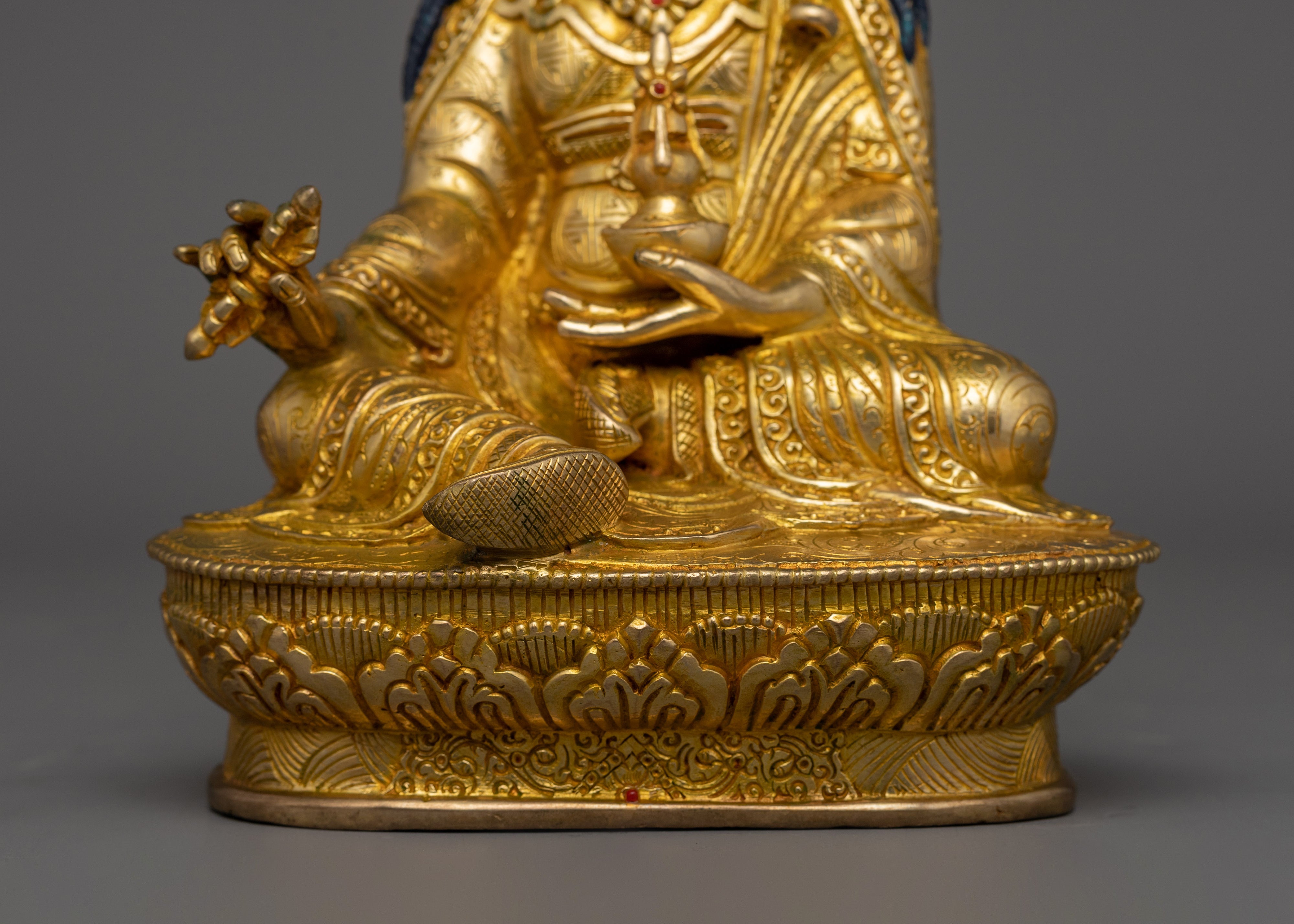 Traditional Handcrafted Statue of Guru Rinpoche | Lotus Born Master