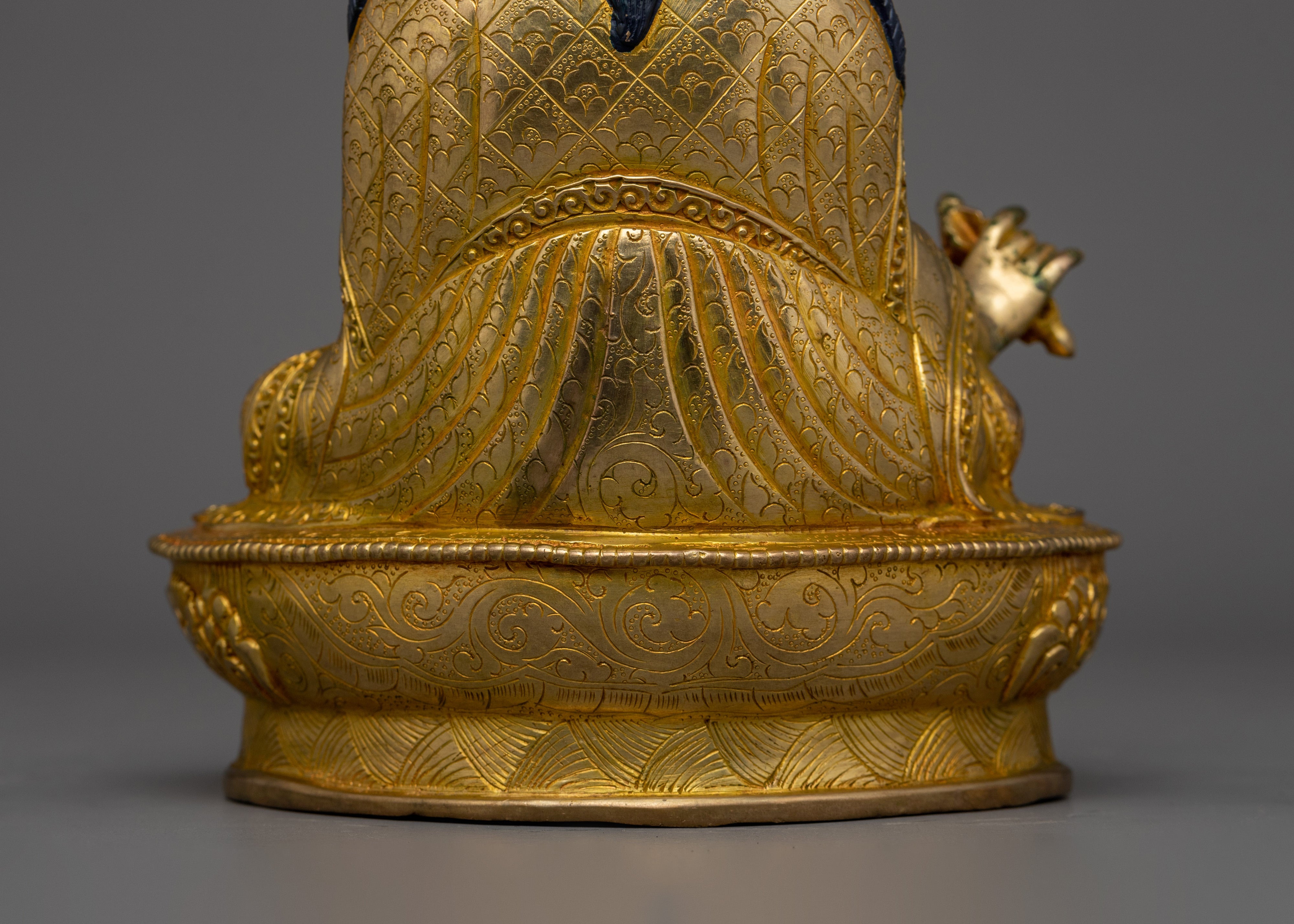 Traditional Handcrafted Statue of Guru Rinpoche | Lotus Born Master