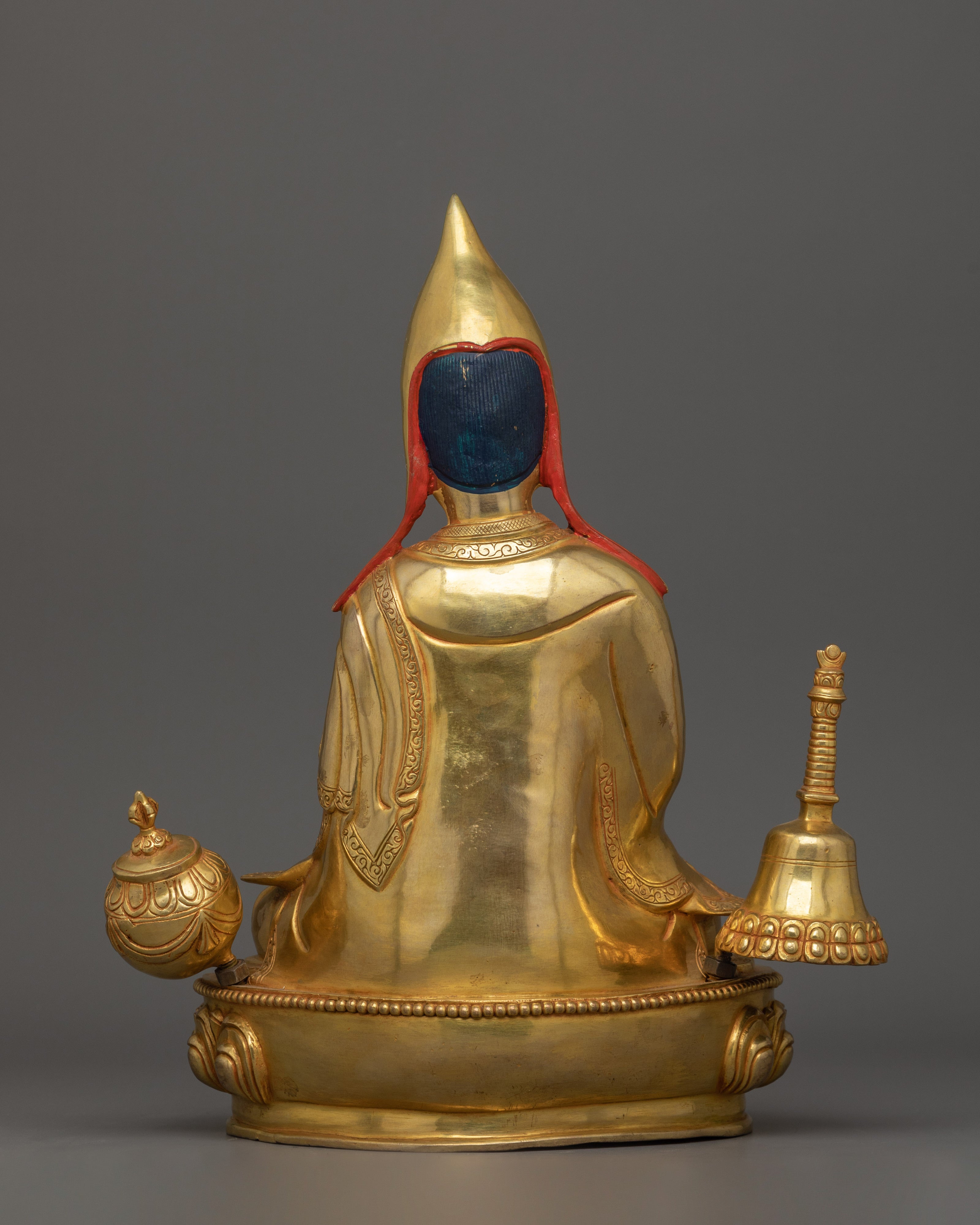 Traditional Statue of Atisa | The Light of the Dharma