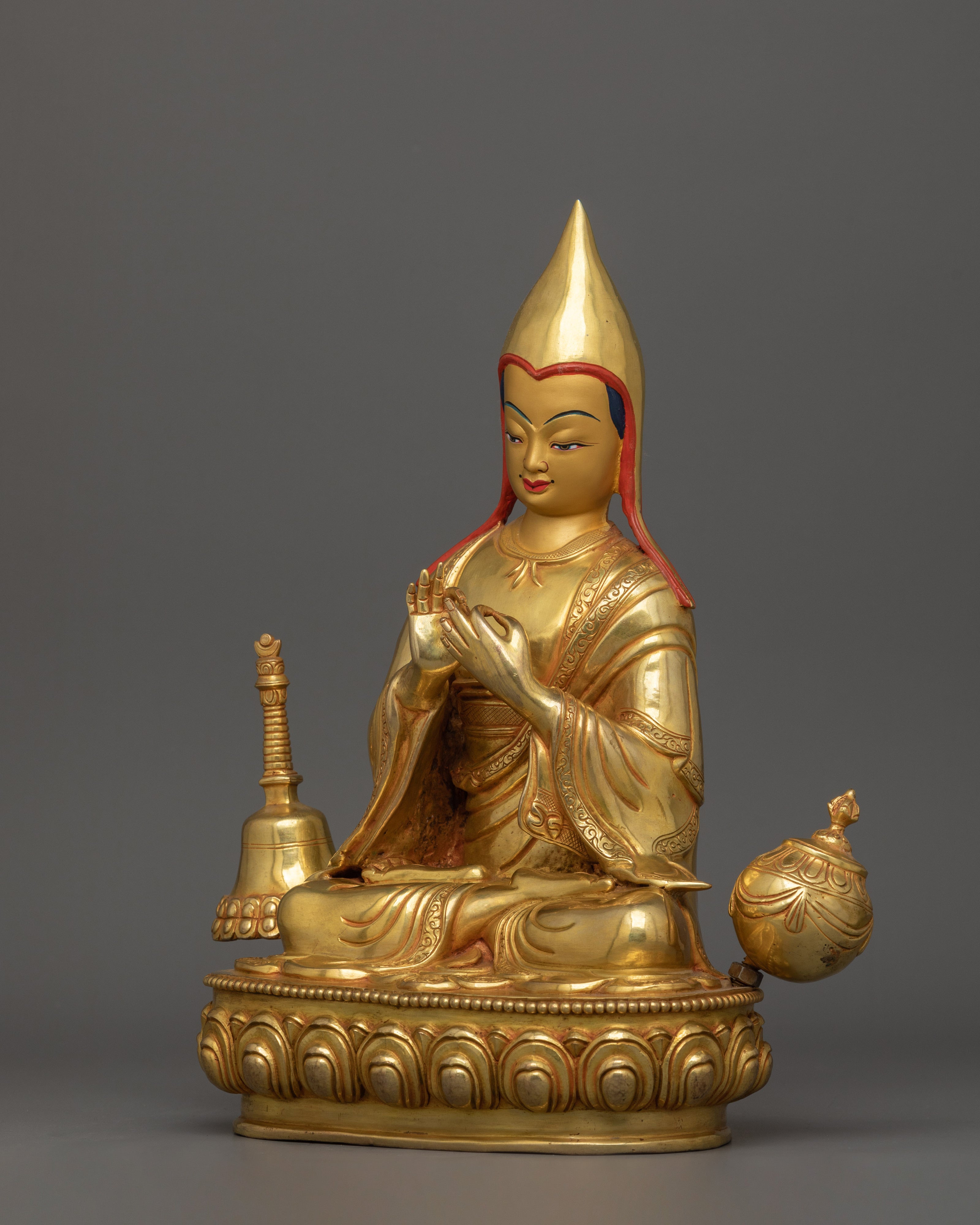 Traditional Statue of Atisa | The Light of the Dharma