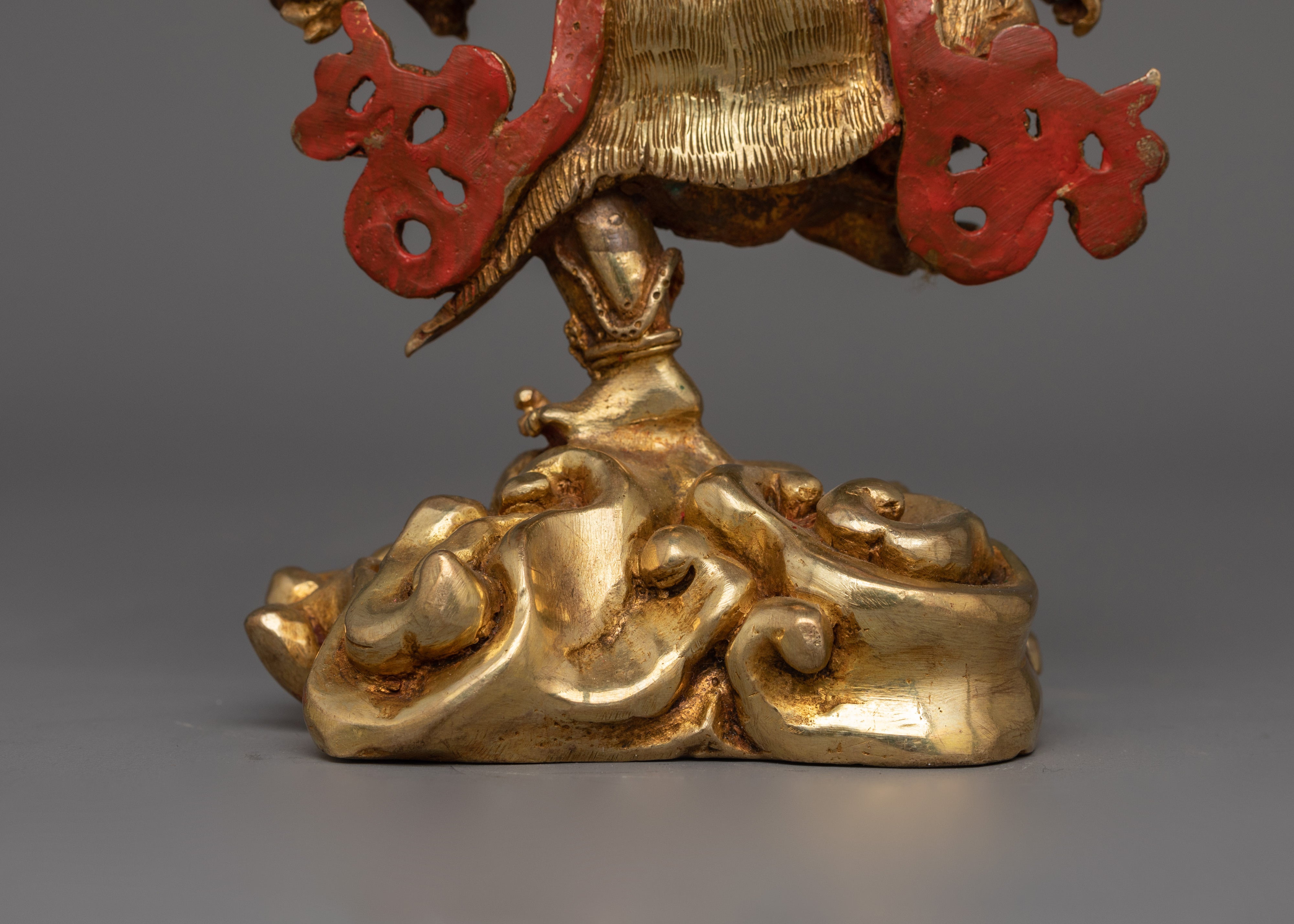 Sacred Statue of Ucchusma | Destroyer of Obstacles