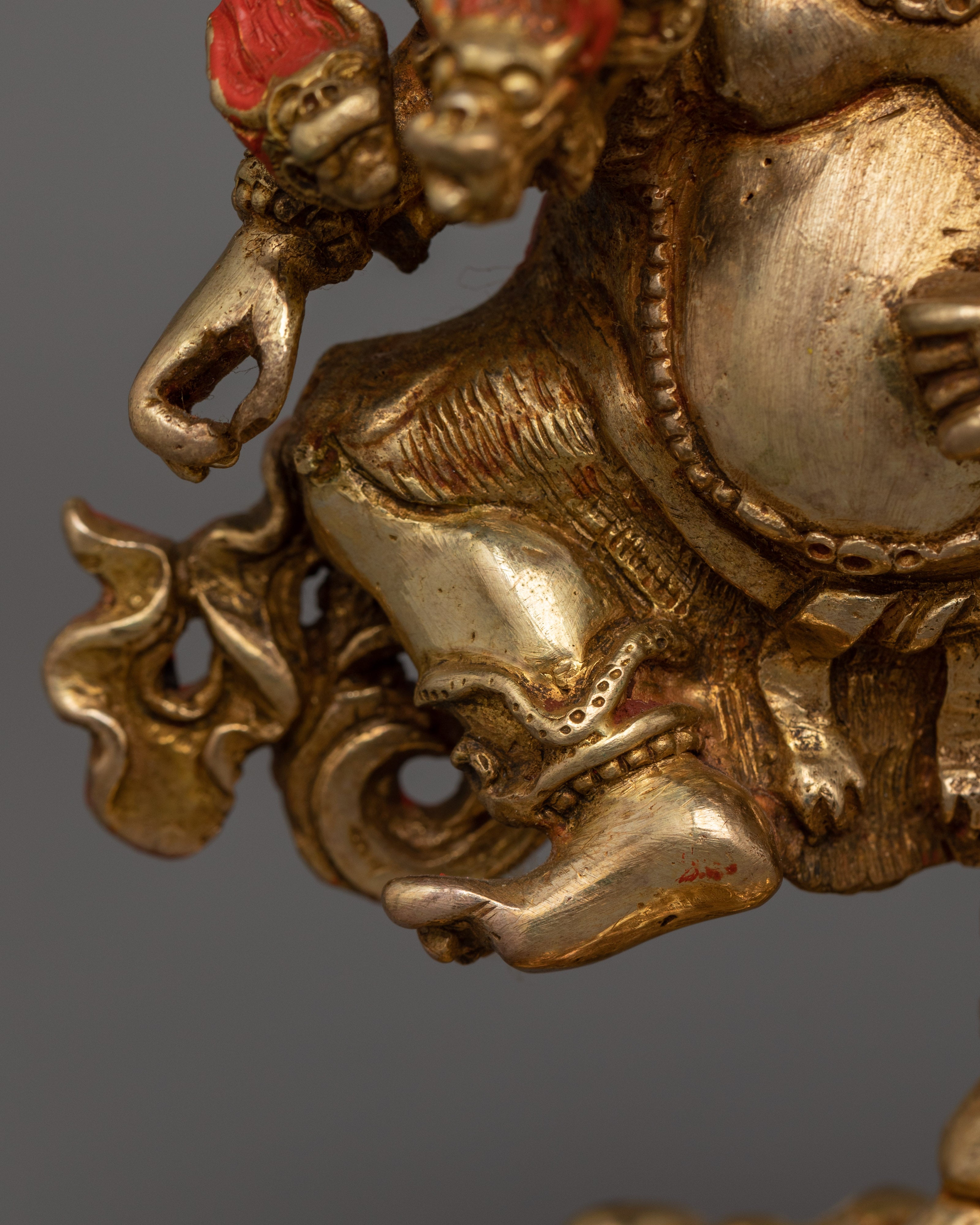 Sacred Statue of Ucchusma | Destroyer of Obstacles