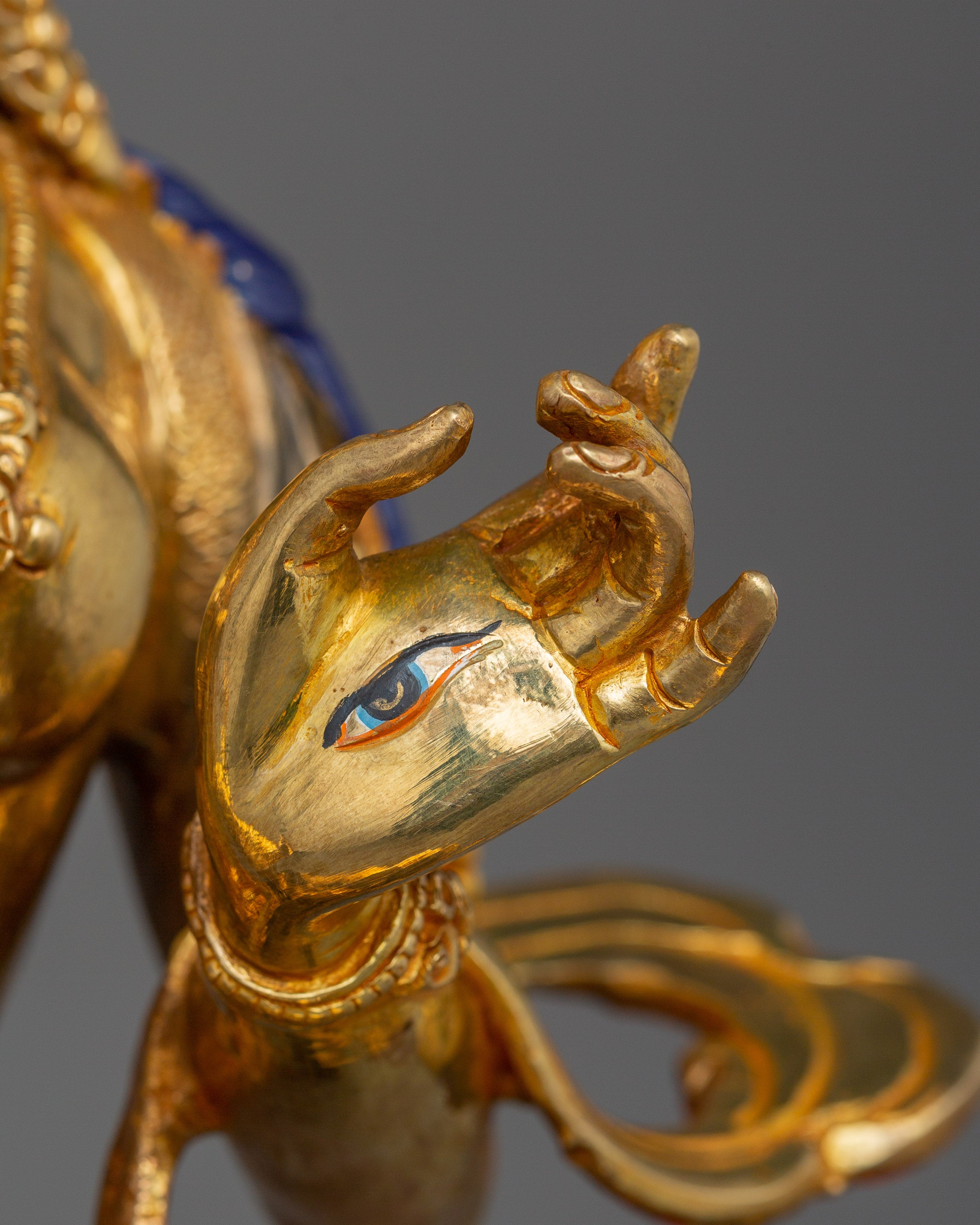 Traditional Statue of Dukar | The Goddess of Healing and Protection