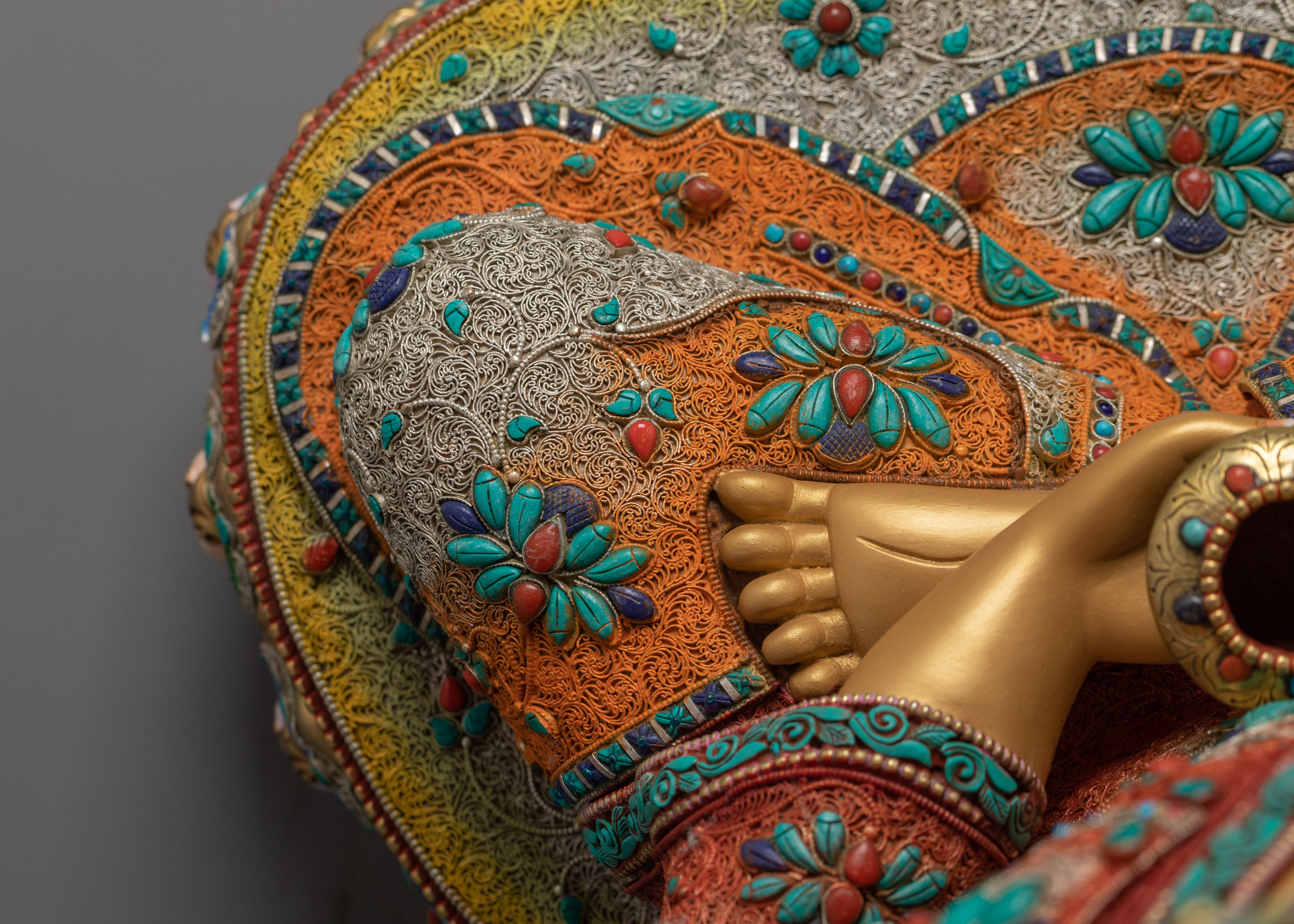 Royal Shakyamuni Buddha with Beautiful Crown | Divine Wisdom Symbol