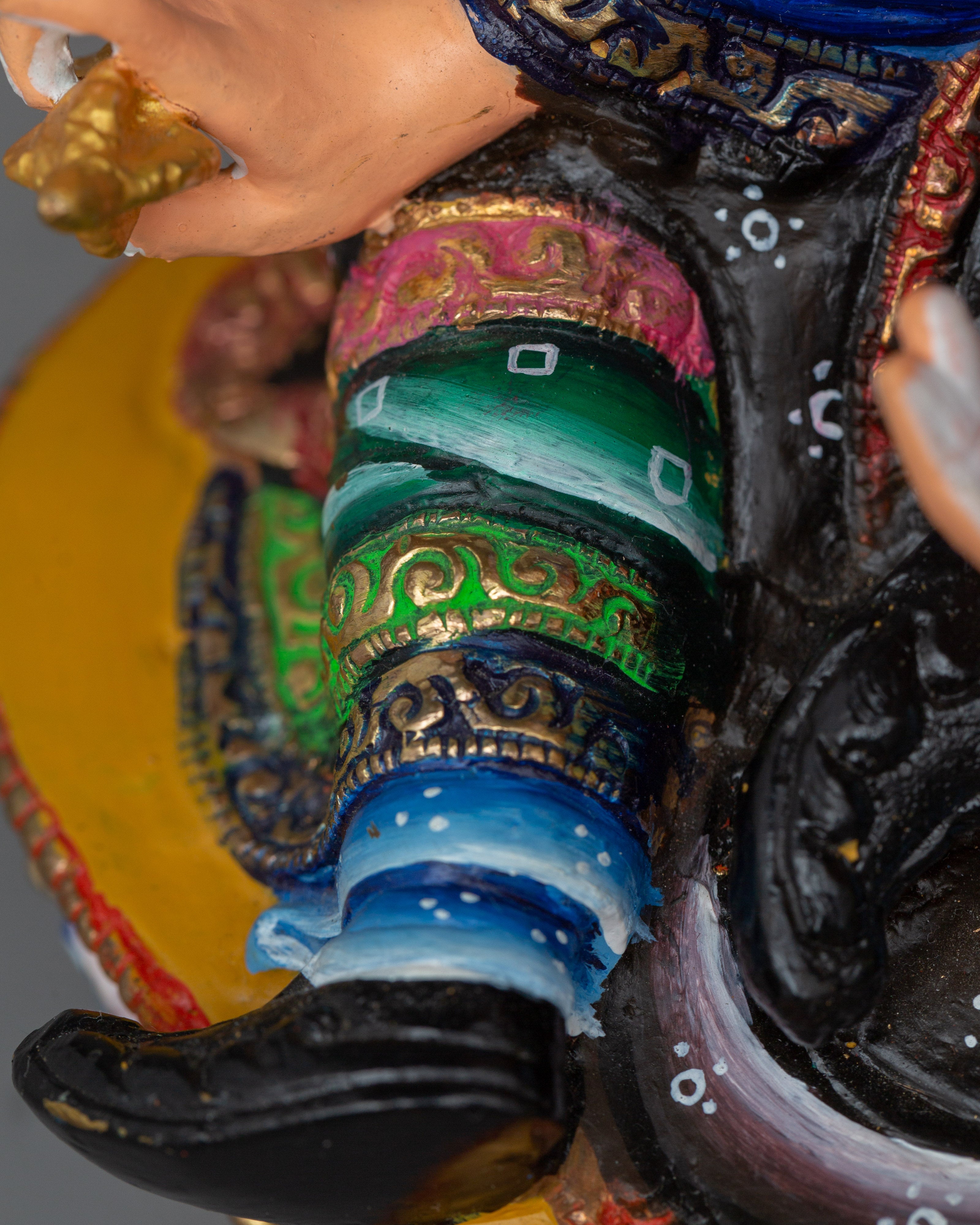 Traditional Sculpture of Guru Rinpoche | Divine Protector