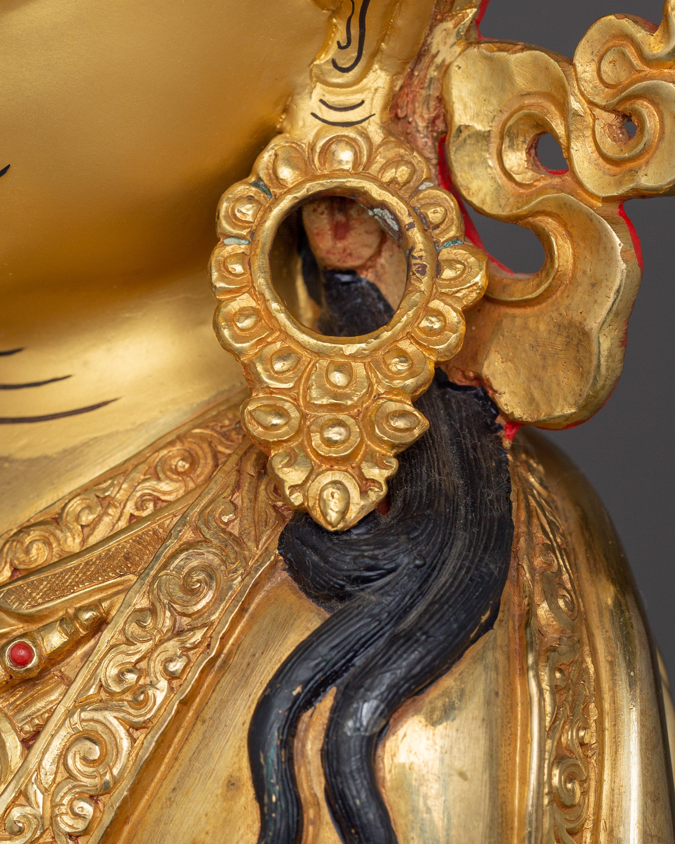 Himalayan Sculpture of Guru Rinpoche | The Master of Tantric Wisdom