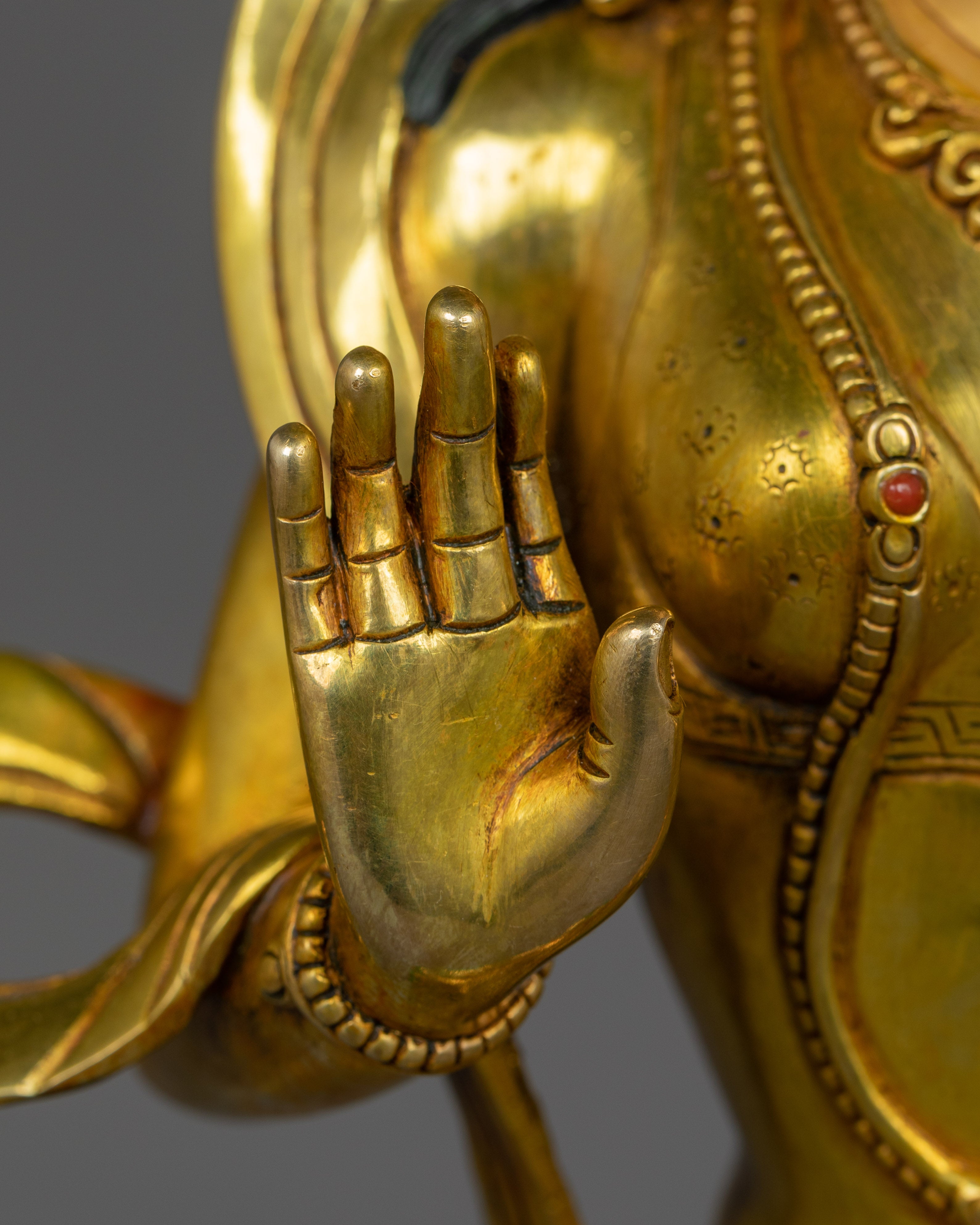 Traditional Tibetan Deity Guru Rinpoche | The Lotus-Born Master