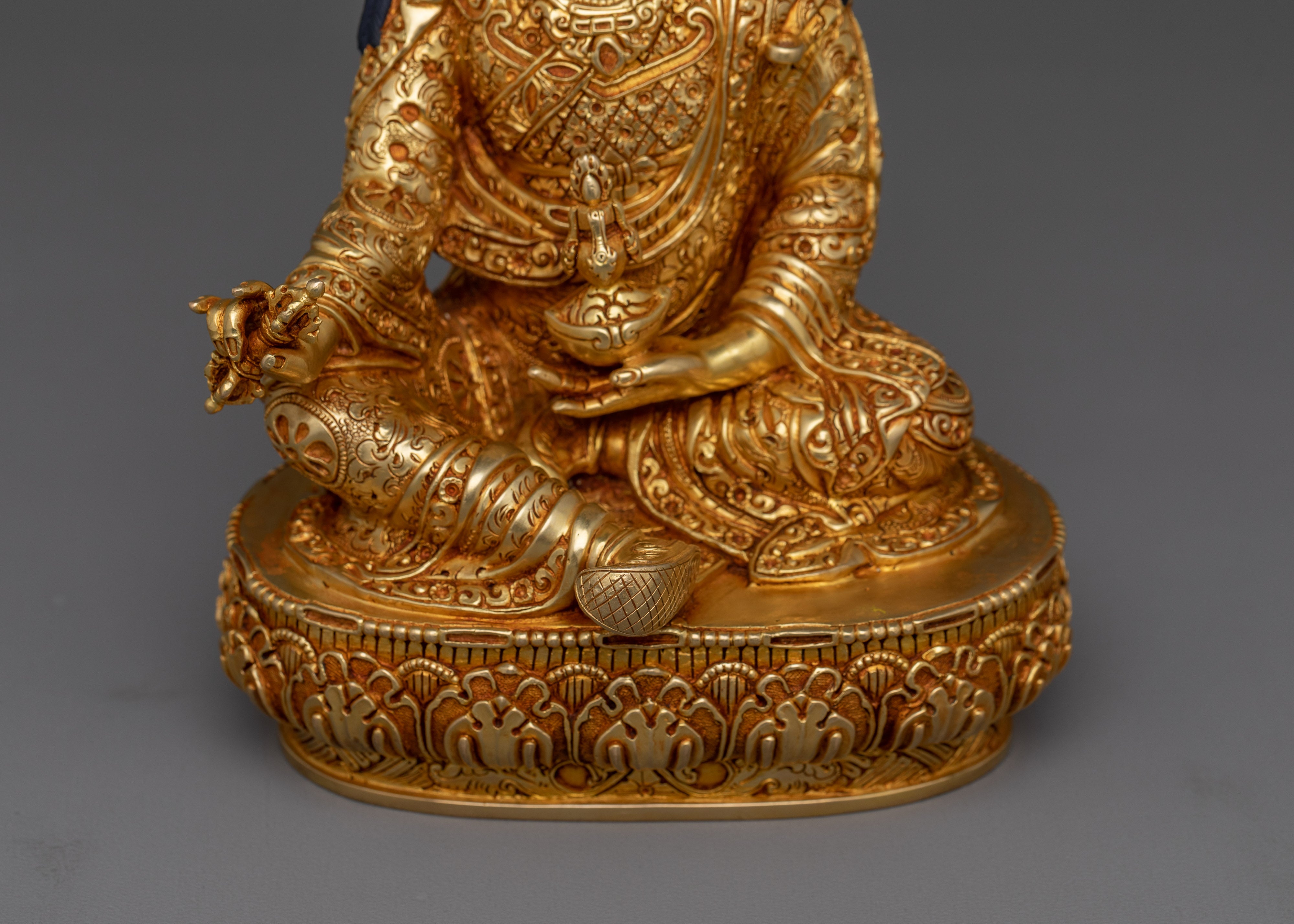 Tibetan Statue Guru Rinpoche | Guide to Enlightenment