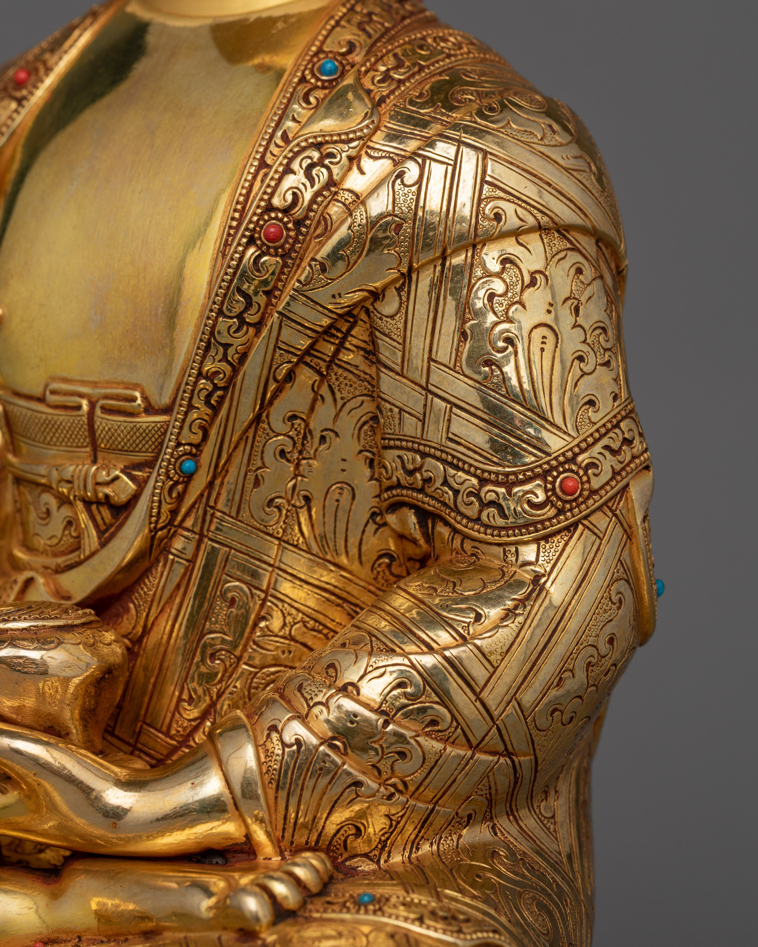 Exquisite Shakyamuni Buddha Figure | The Enlightened One