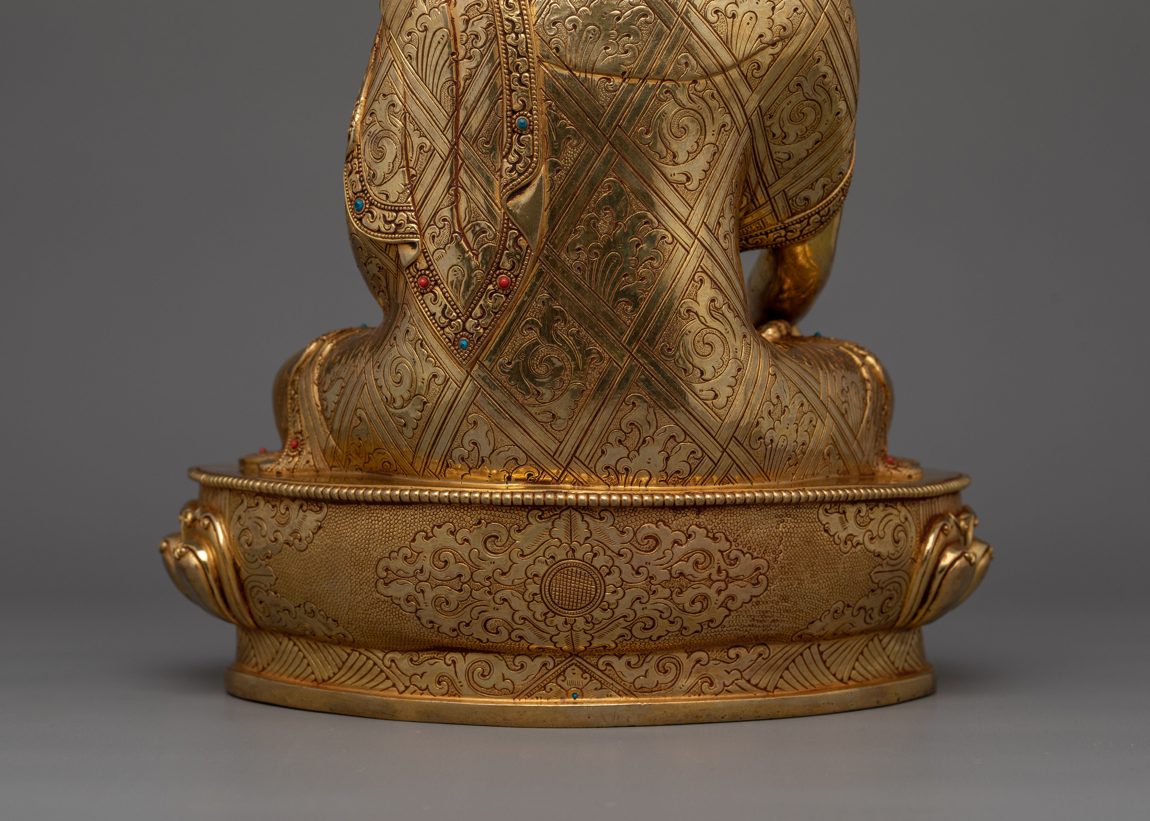 Exquisite Shakyamuni Buddha Figure | The Enlightened One