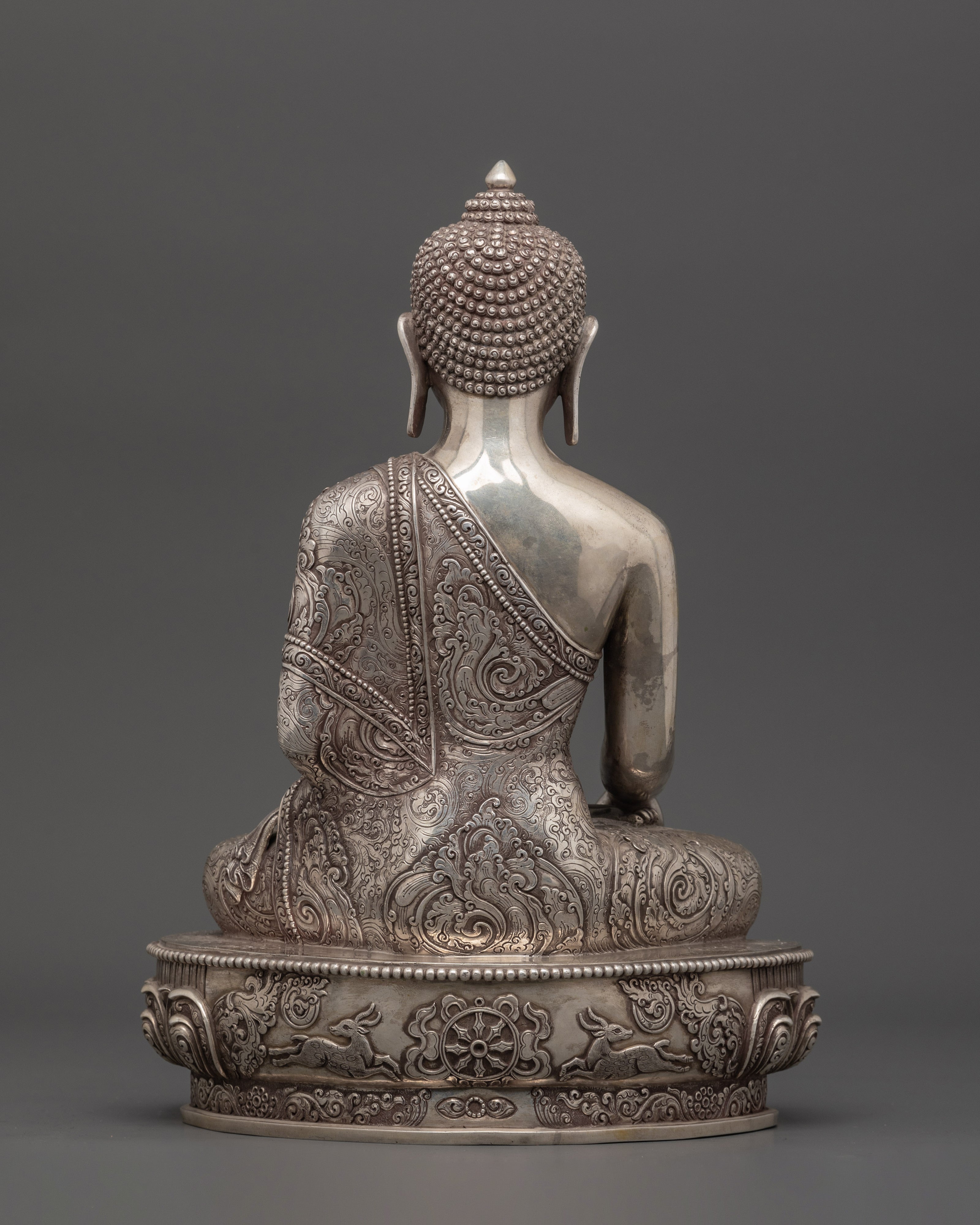 Traditional Buddhist Statue of Shakyamuni Buddha | The World-Honored One