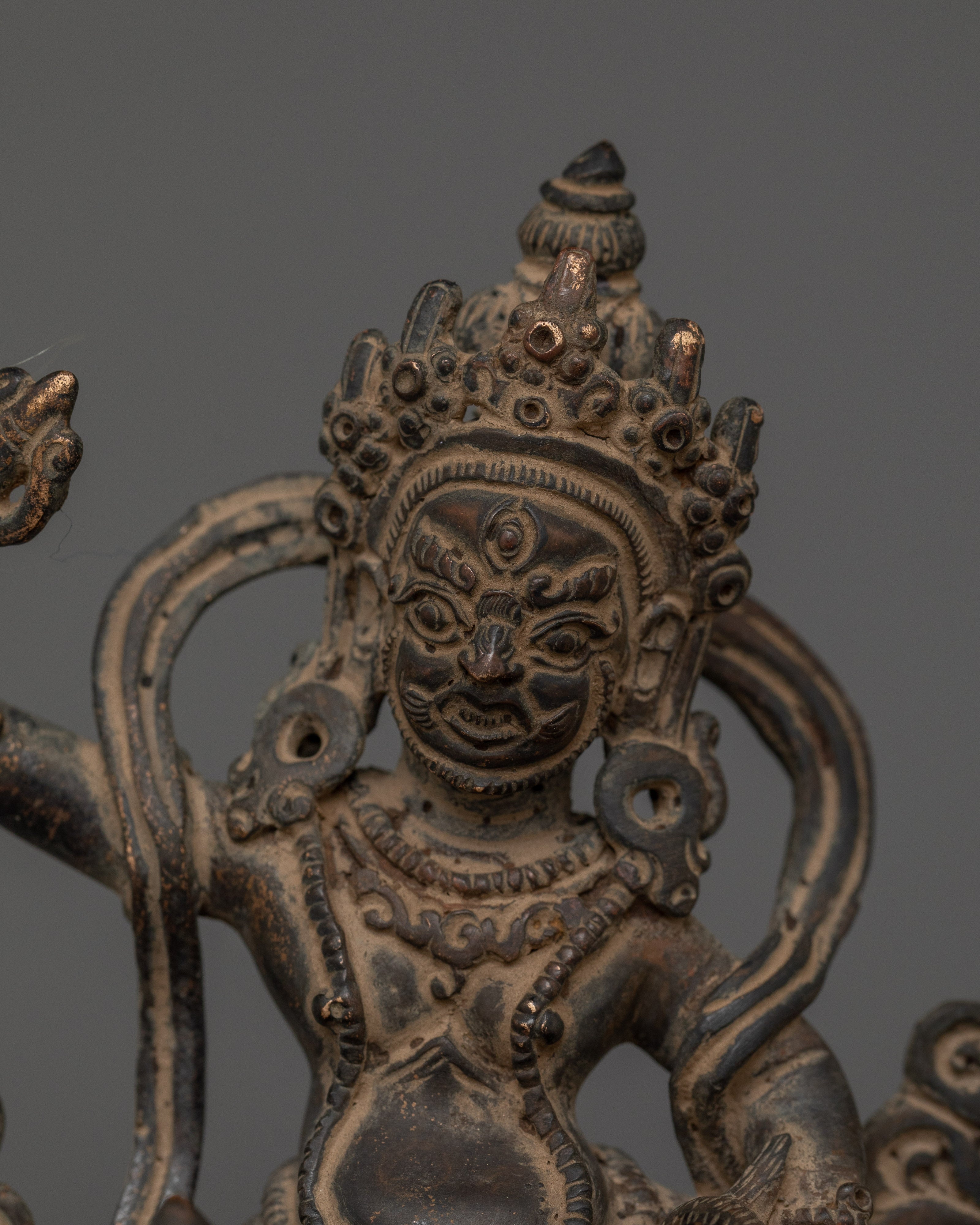 Sculpture of White Dzambhala | Prosperity Deity