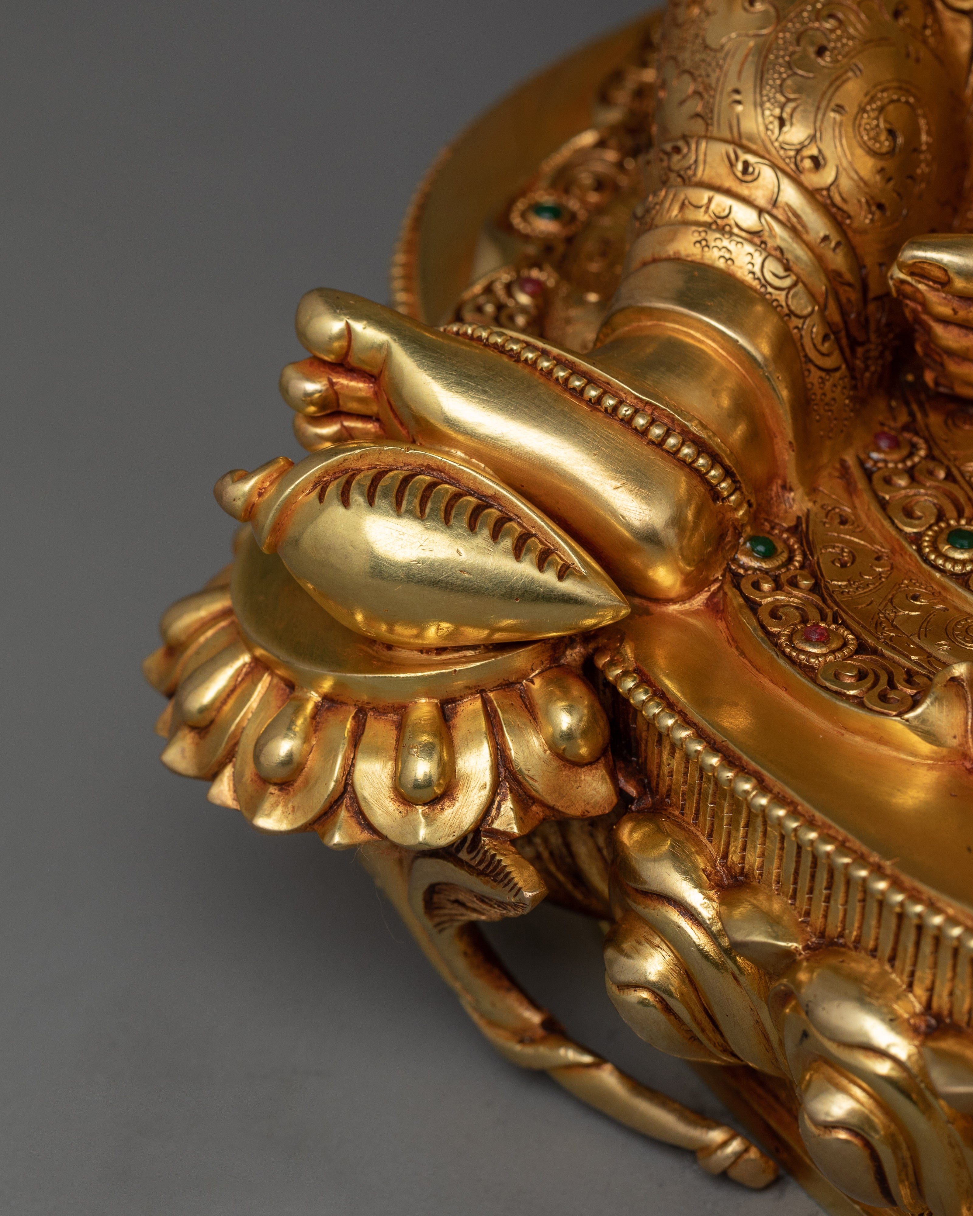 Tibetan Buddhist Deity Dzambhala | The Buddha of Wealth and Prosperity
