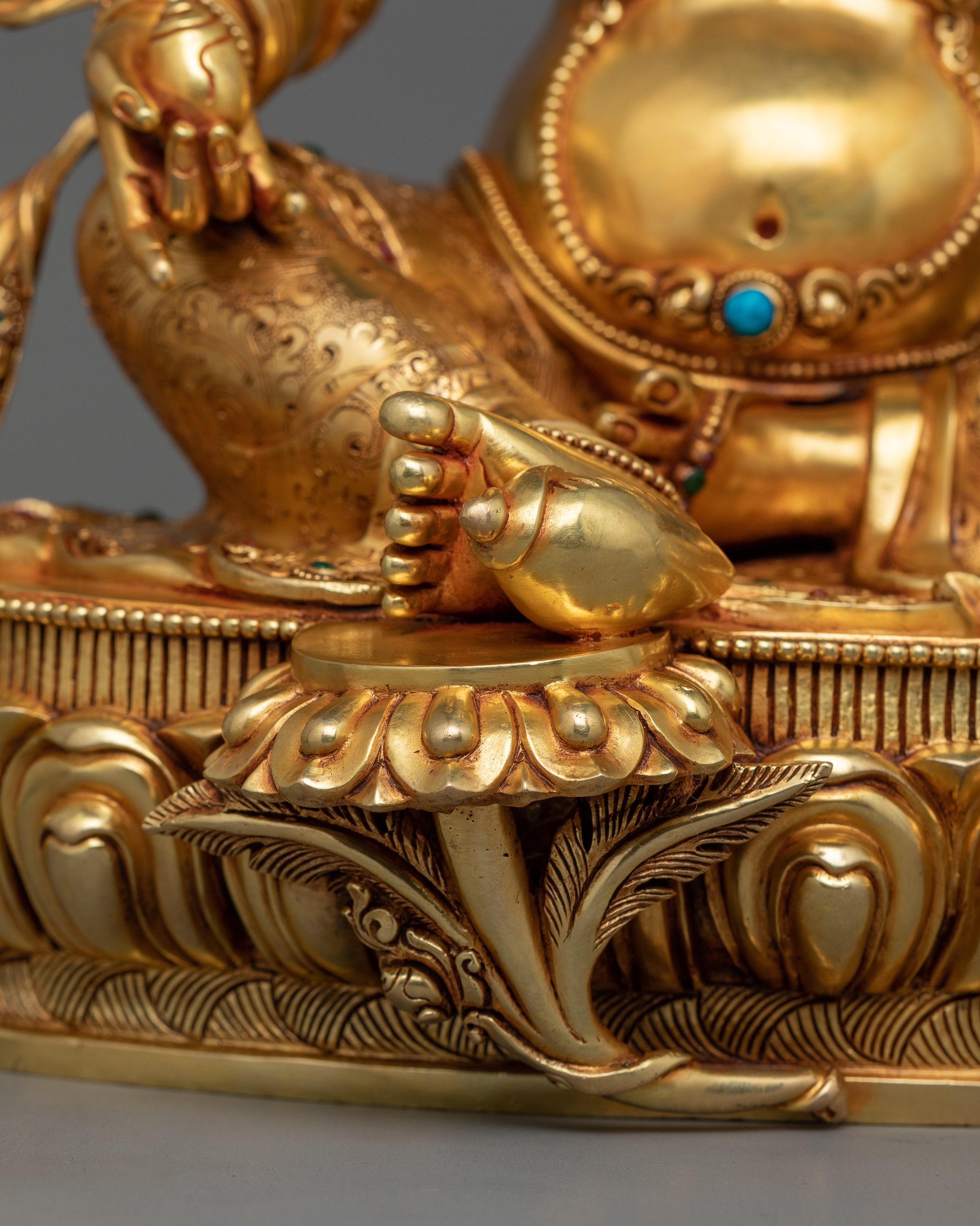 Tibetan Buddhist Deity Dzambhala | The Buddha of Wealth and Prosperity
