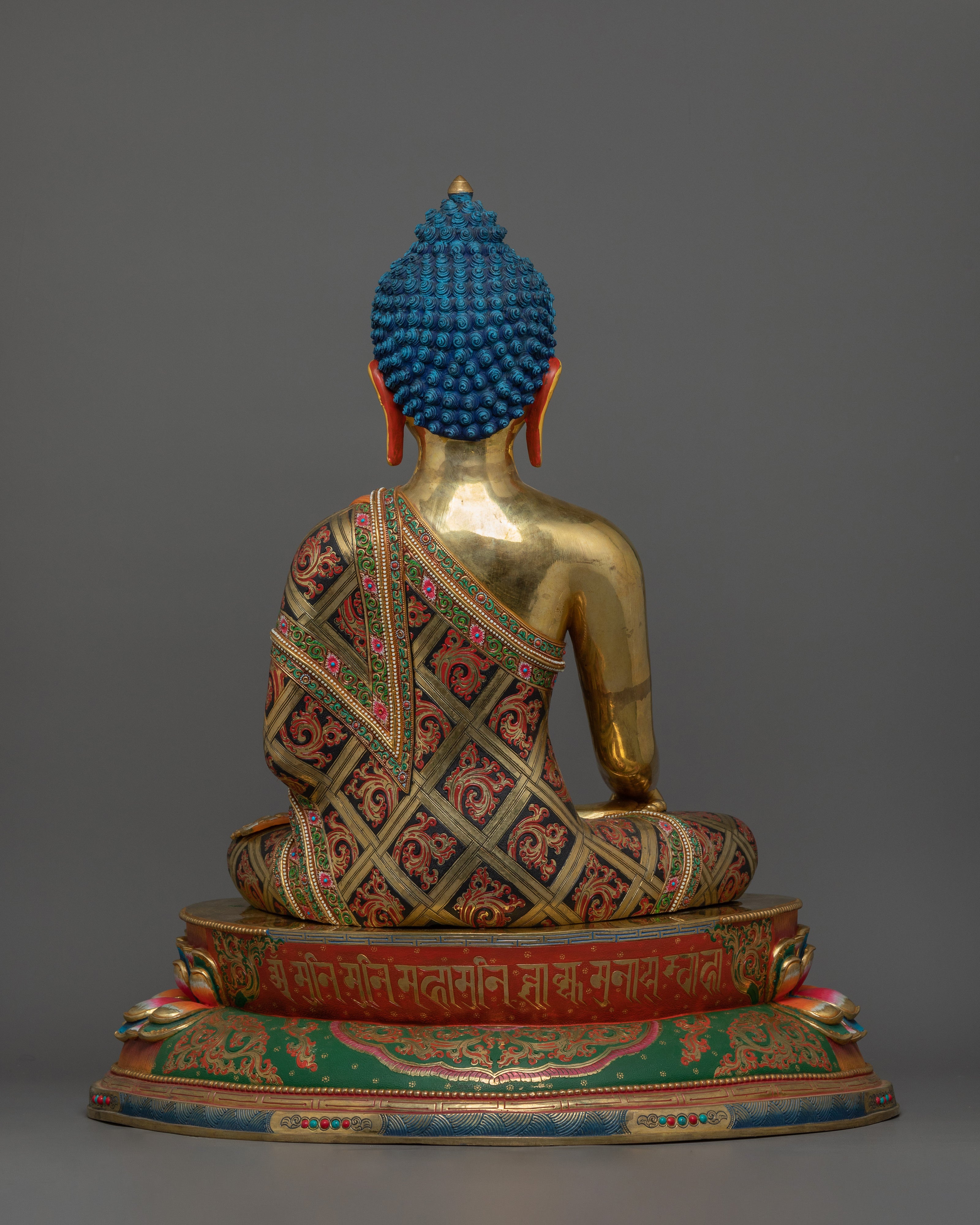 Traditional Figurine of Shakyamuni Buddha | The Buddha of Wisdom and Compassion