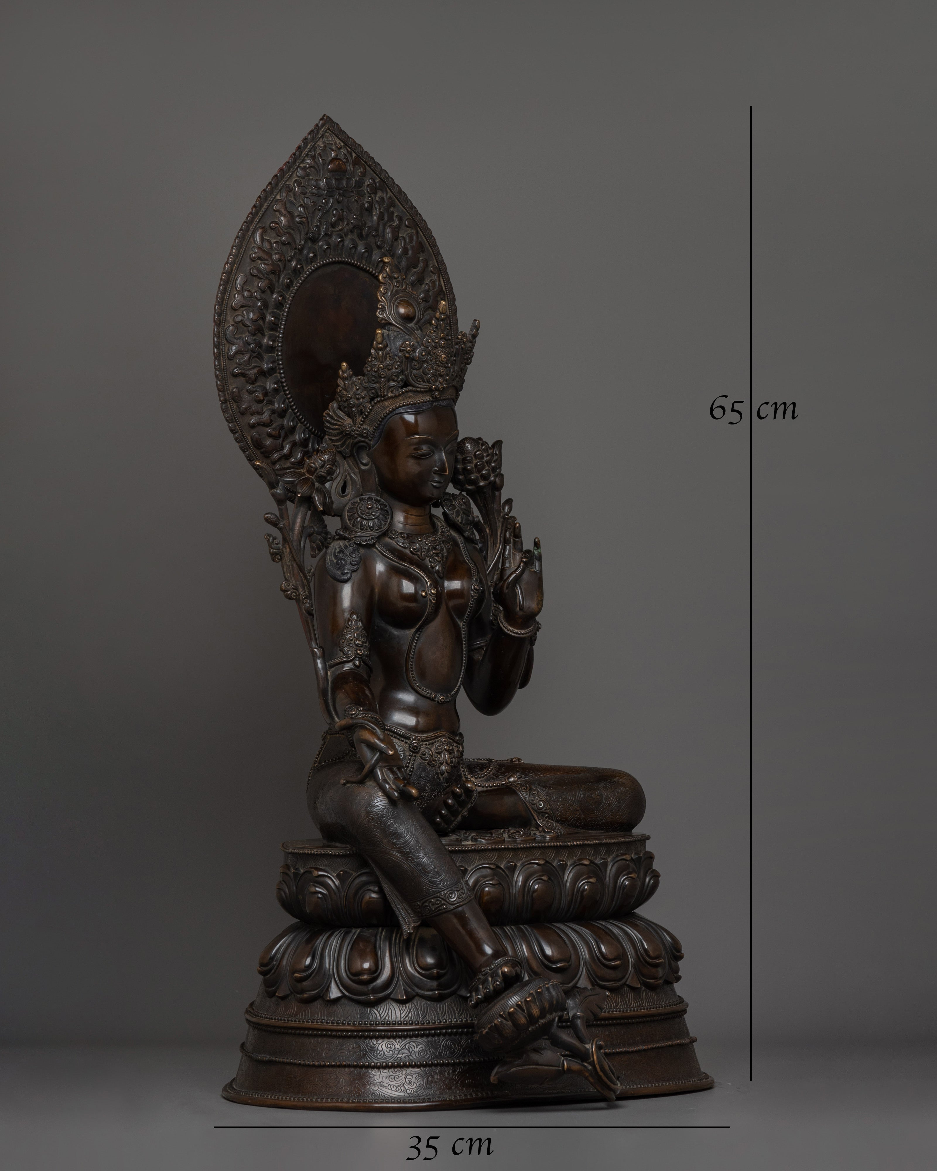 handcrafted-sculpture-of-green-tara