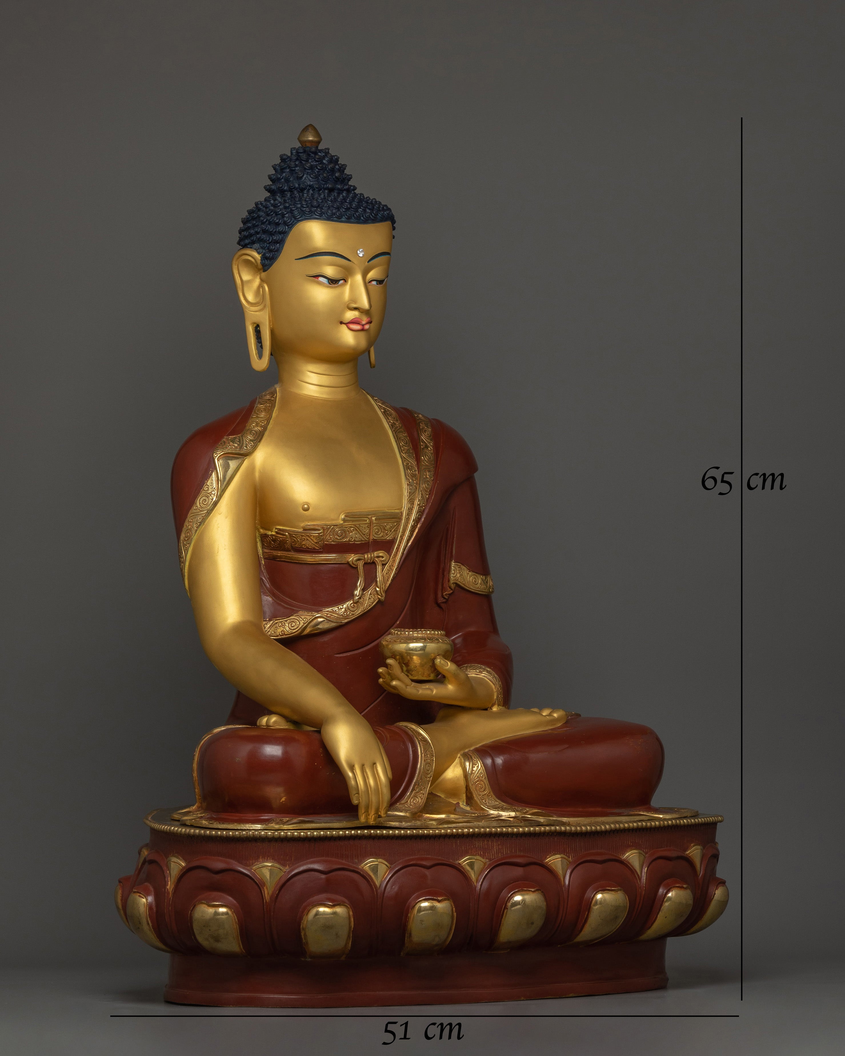 traditional-handcrafted-figurine-of-shakyamuni-buddha