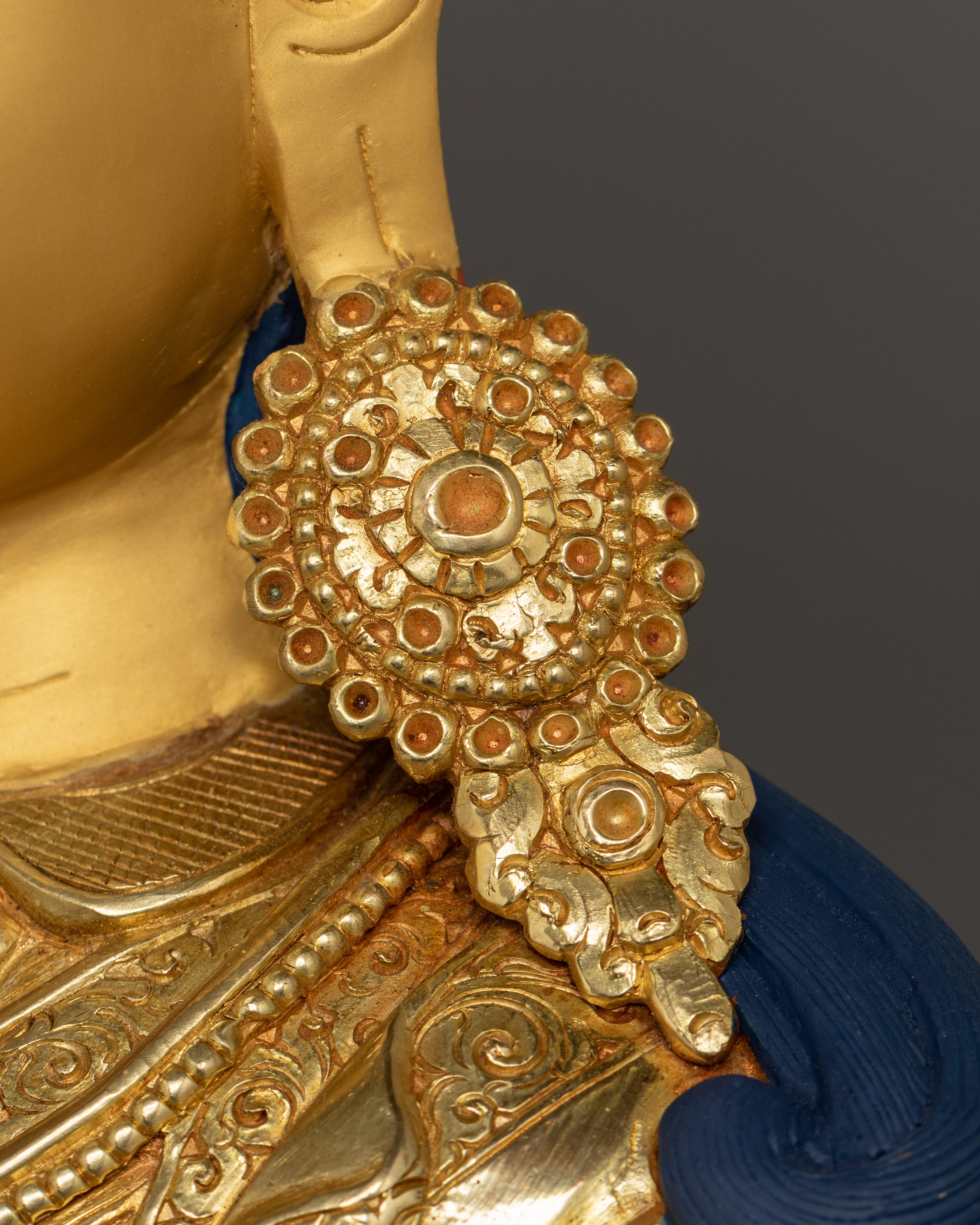 Traditional Figurine of Guru Rinpoche | The Lotus-Born Master