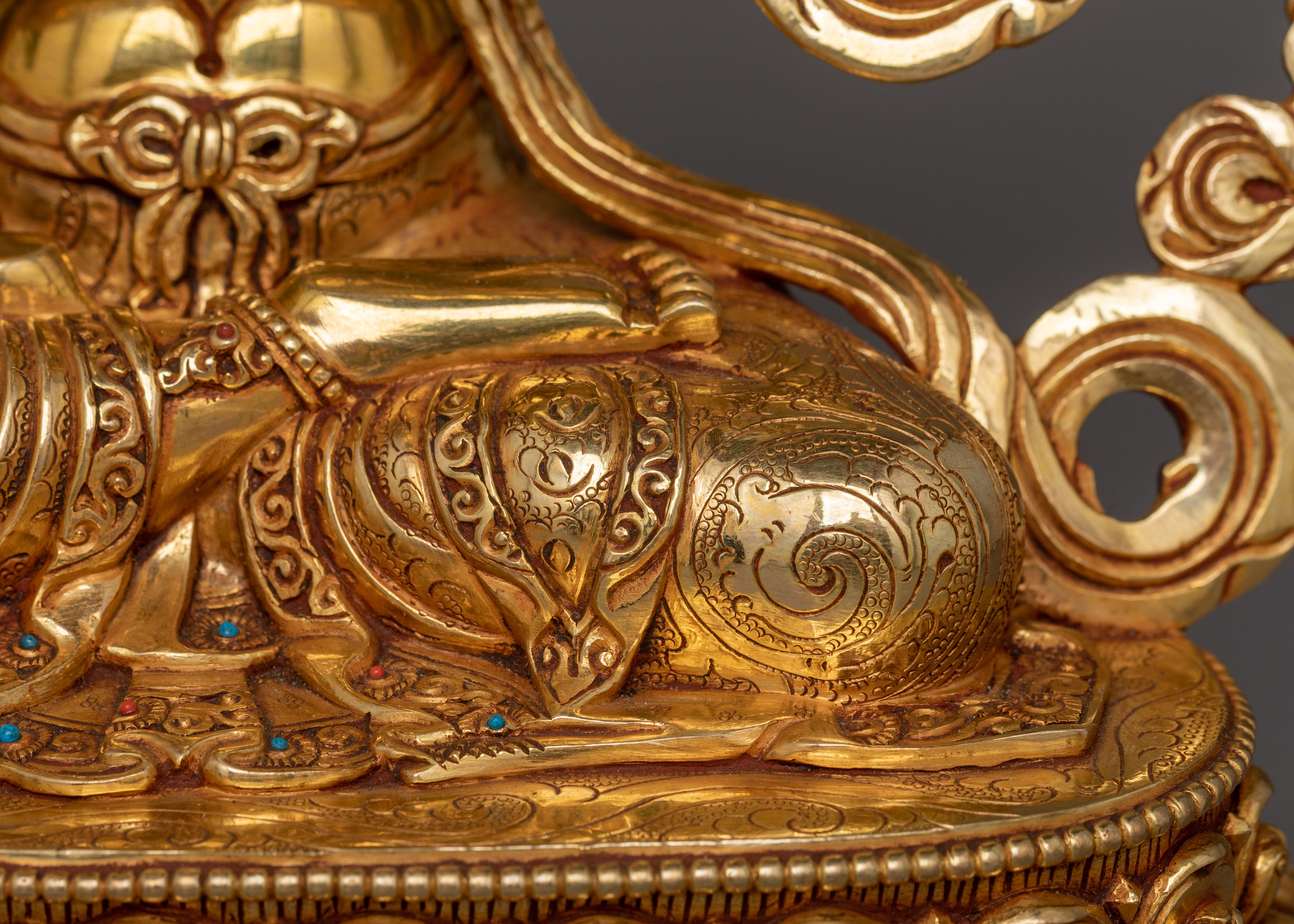 Bodhisattva Avalokiteshvara Statue | Nepali Sculpture